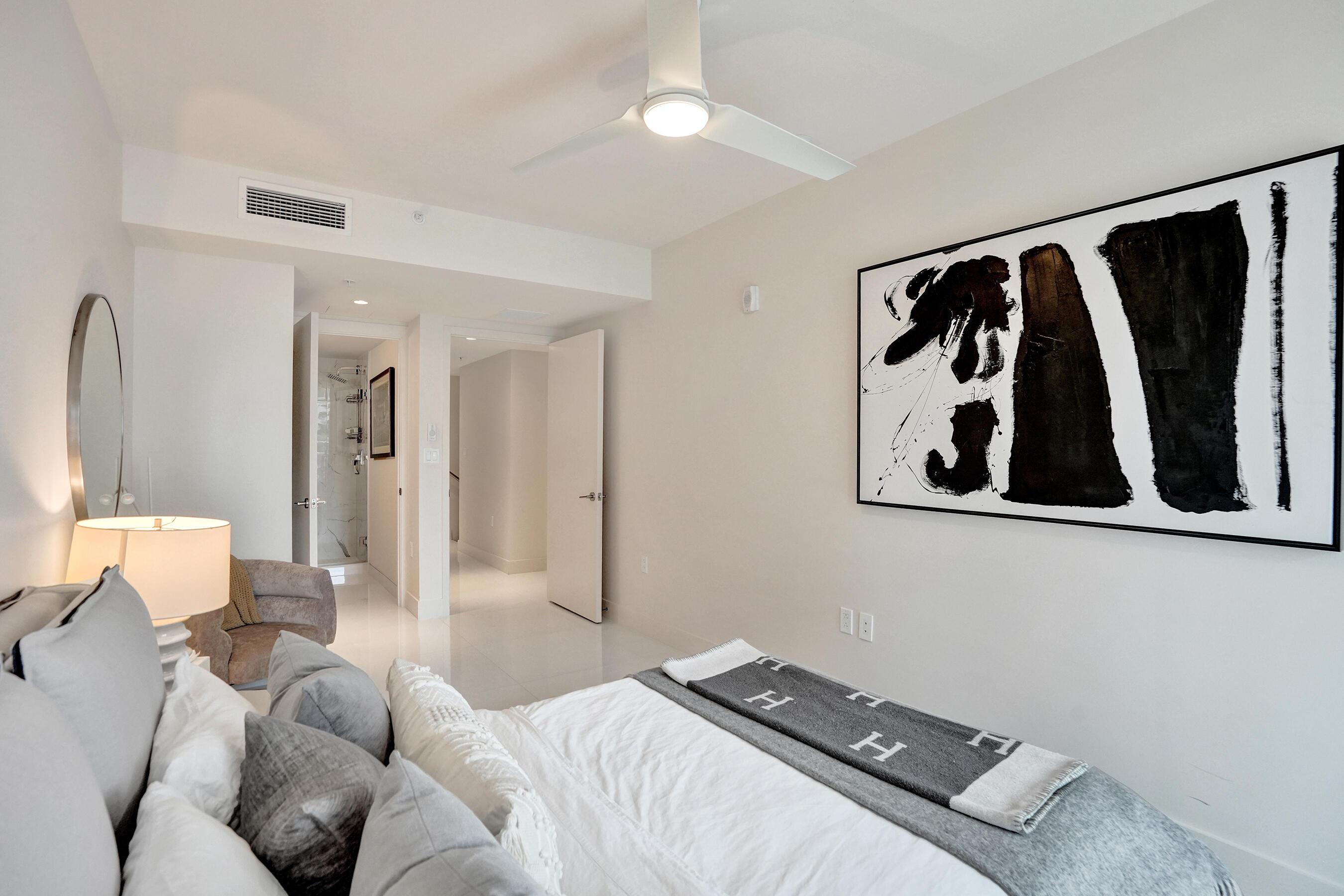 3030 N Ocean Boulevard S104
