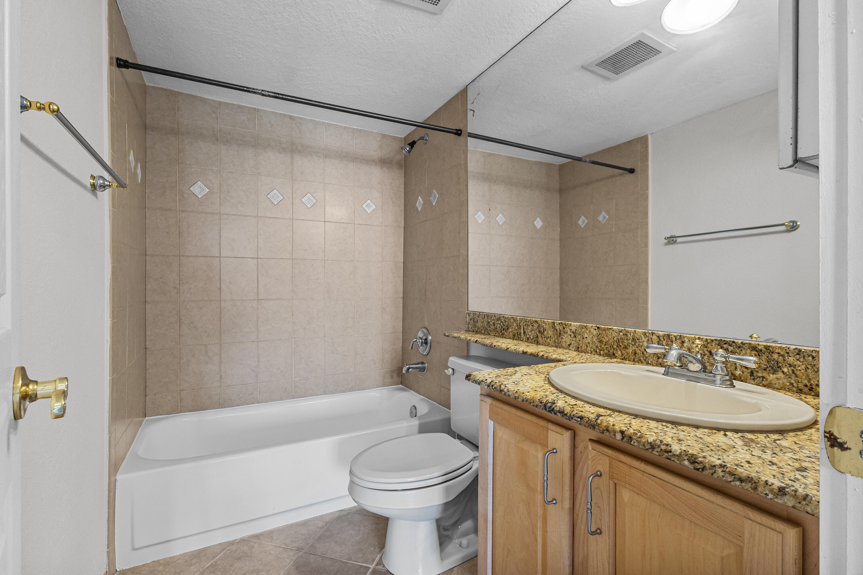 1515 E Broward Boulevard 426