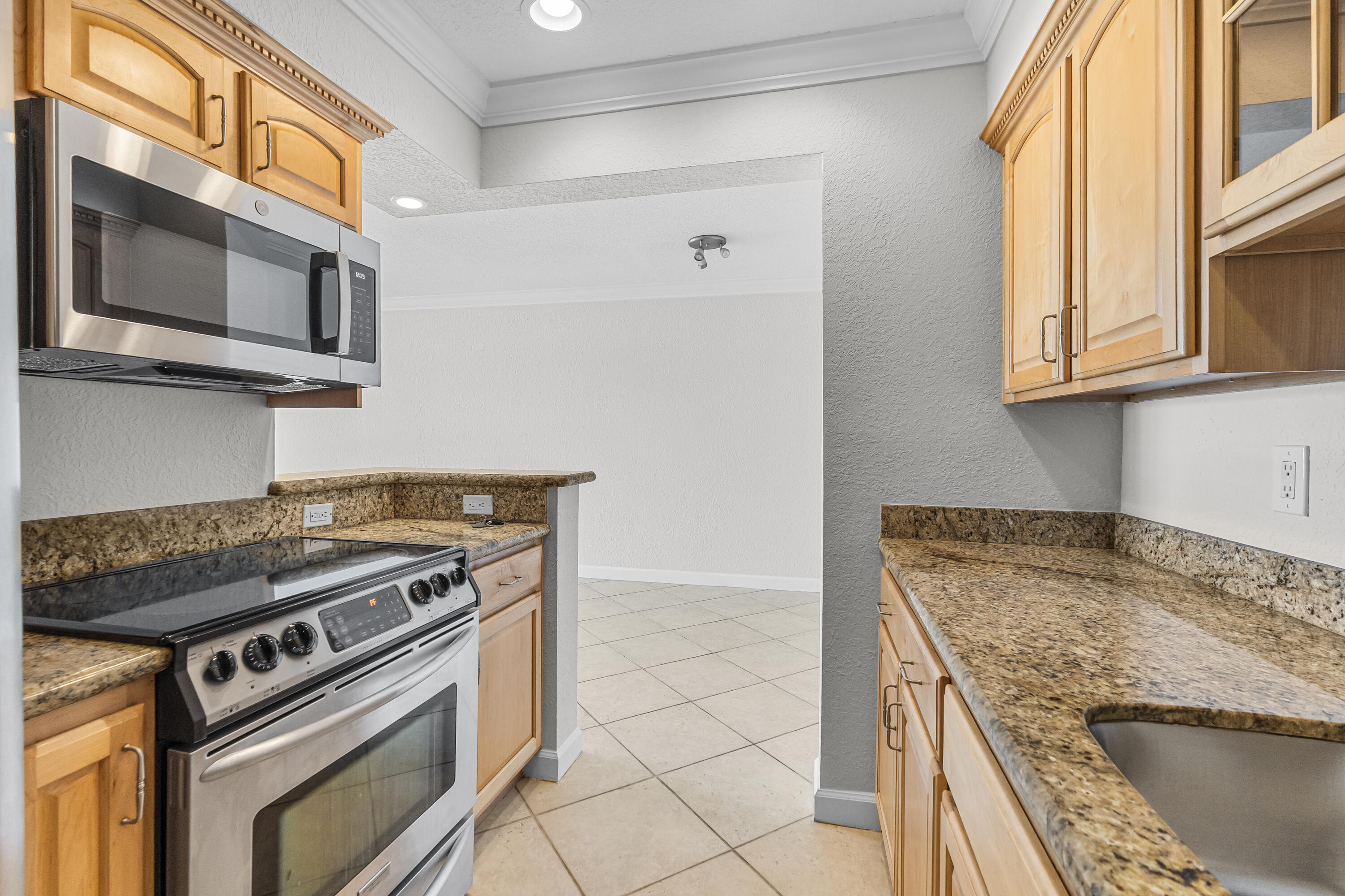 1515 E Broward Boulevard 426