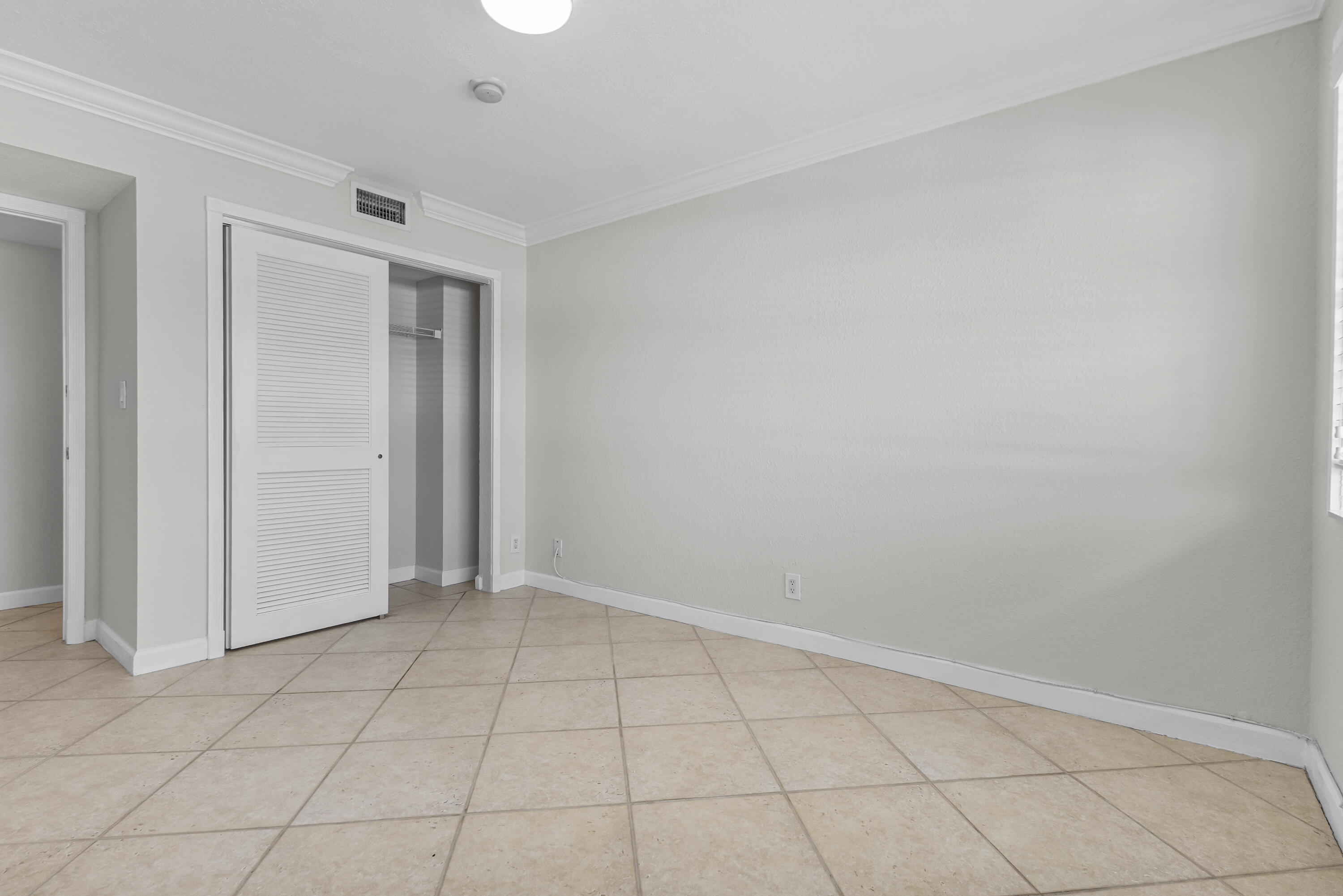 1515 E Broward Boulevard 426