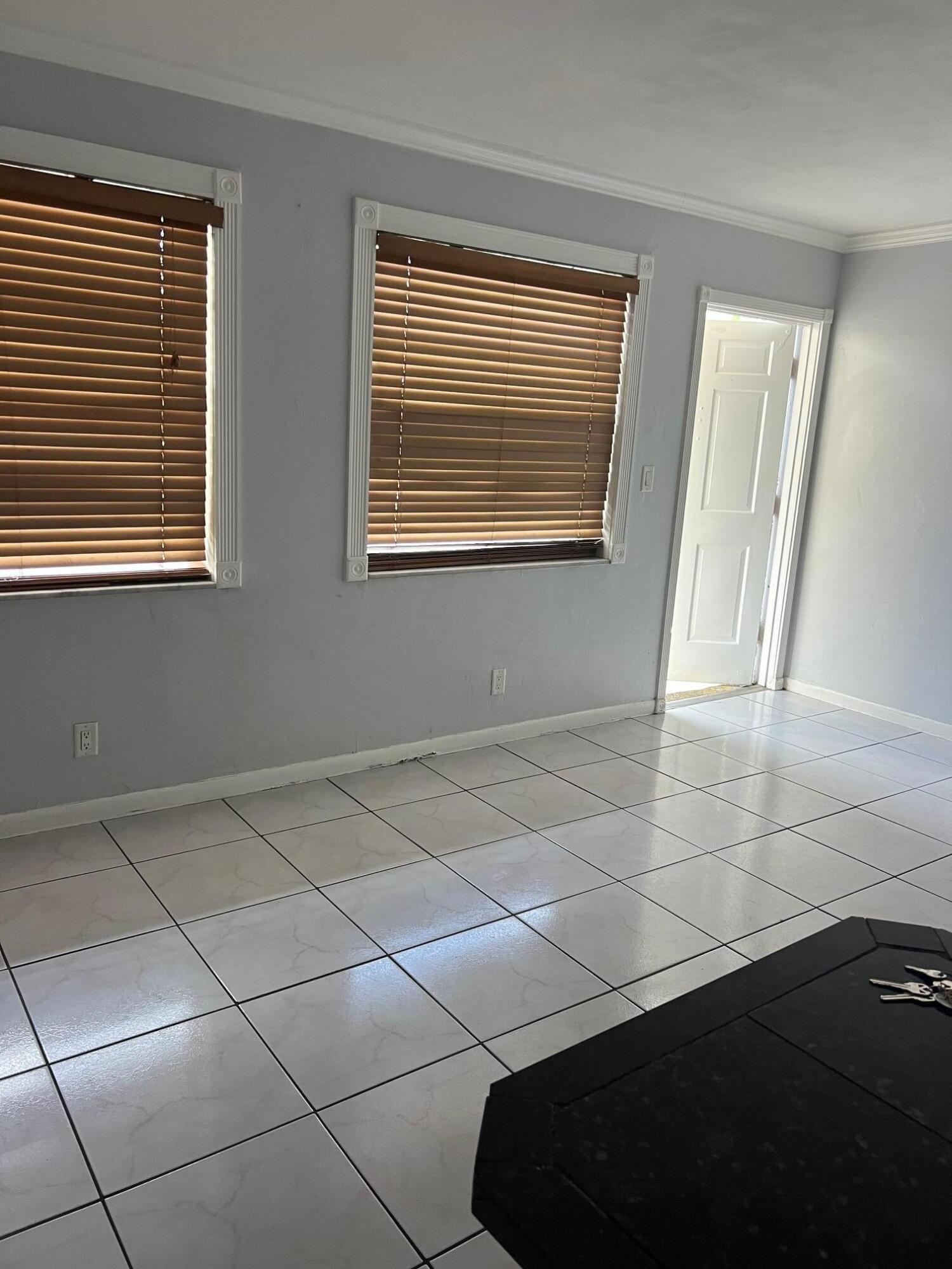 4051 NE 13th Avenue 61-3