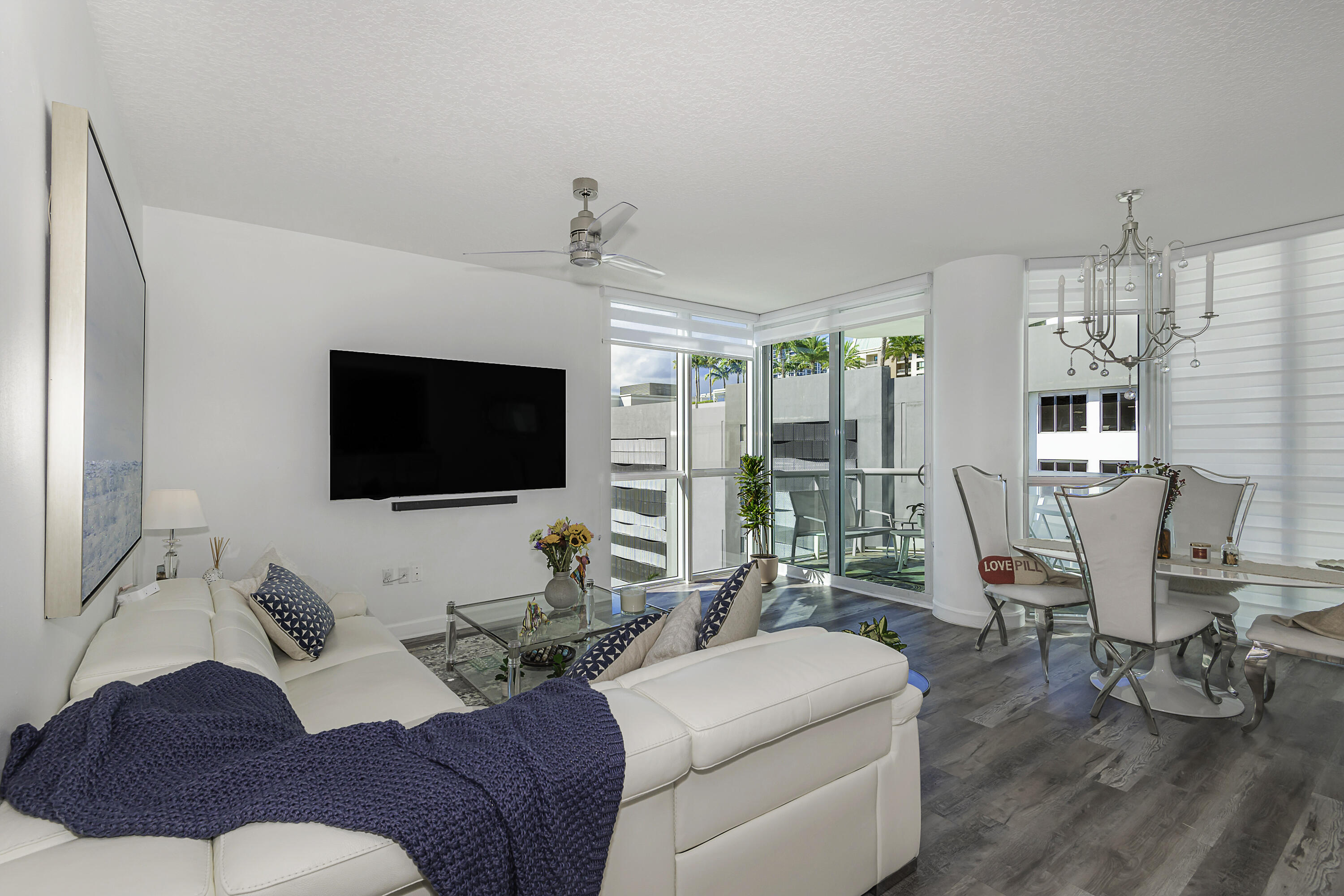 111 SE 8th Avenue 705