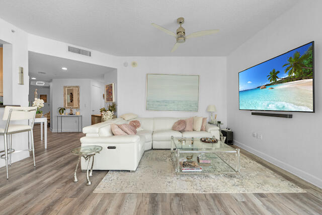 111 SE 8th Avenue 705