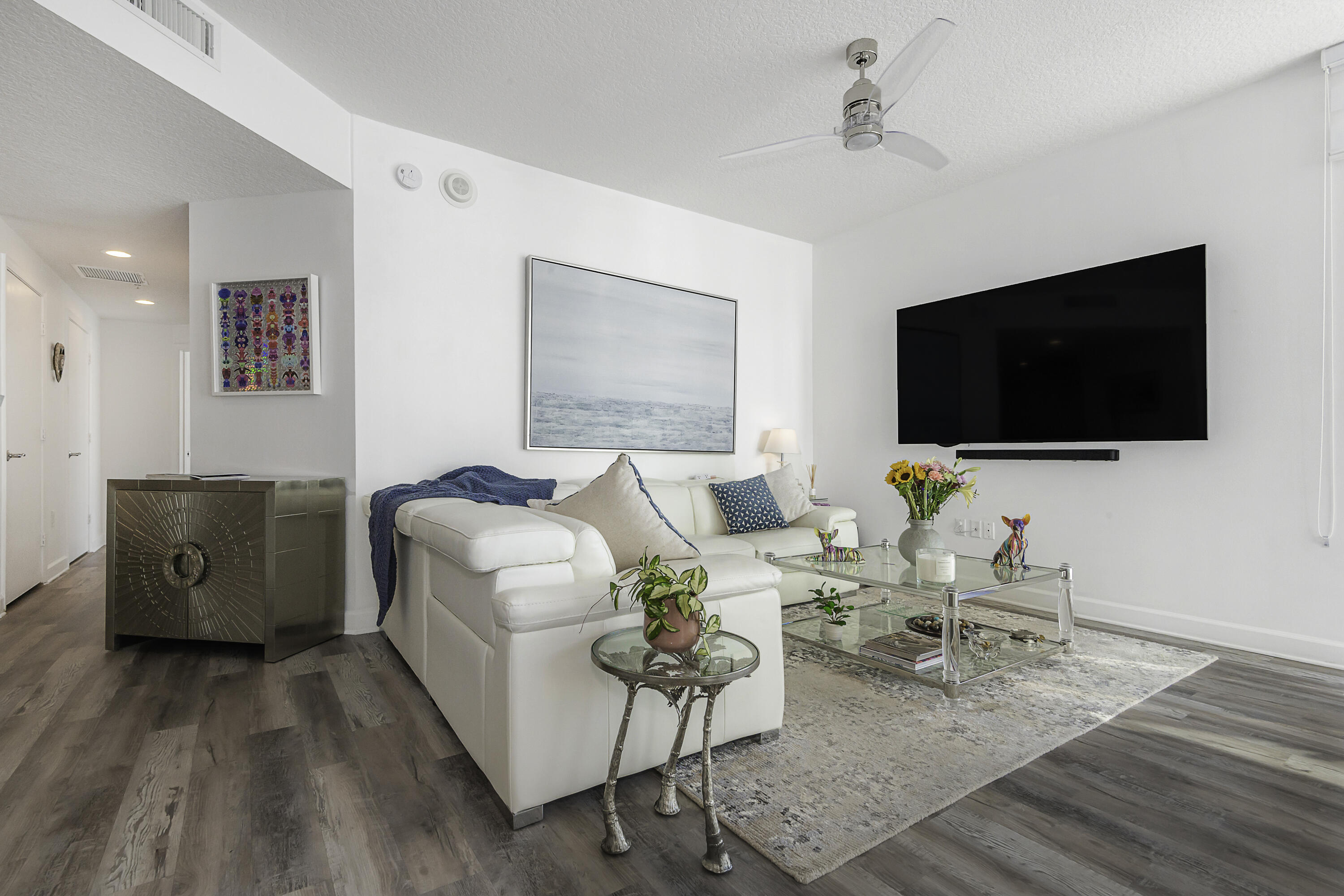 111 SE 8th Avenue 705