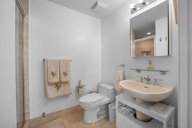 111 SE 8th Avenue 705