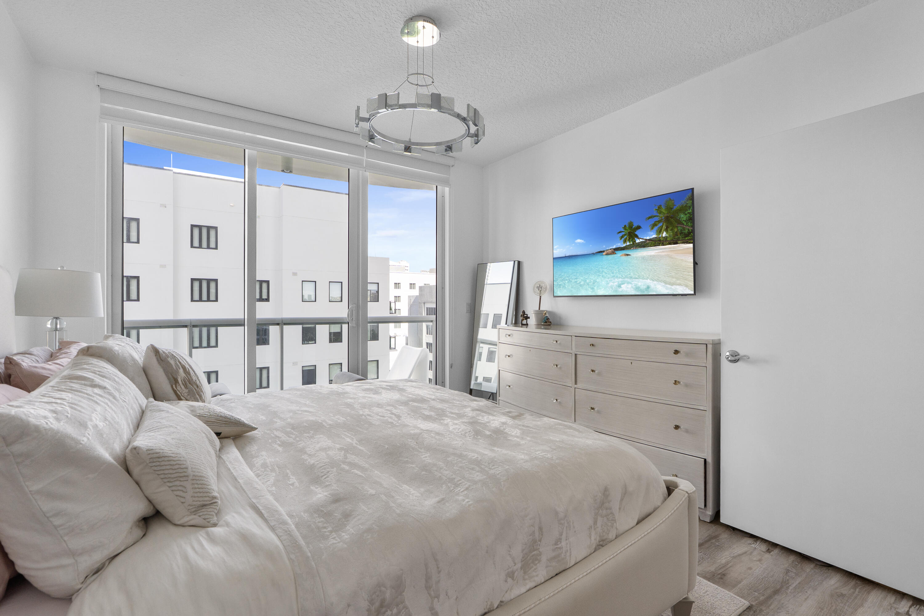 111 SE 8th Avenue 705