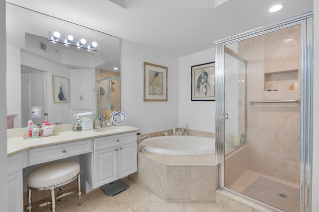 111 SE 8th Avenue 705