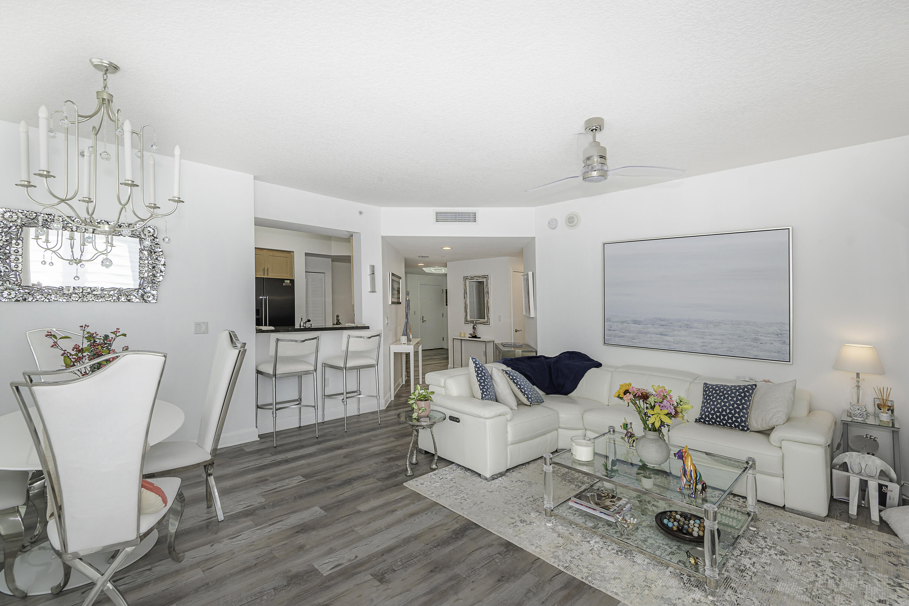 111 SE 8th Avenue 705