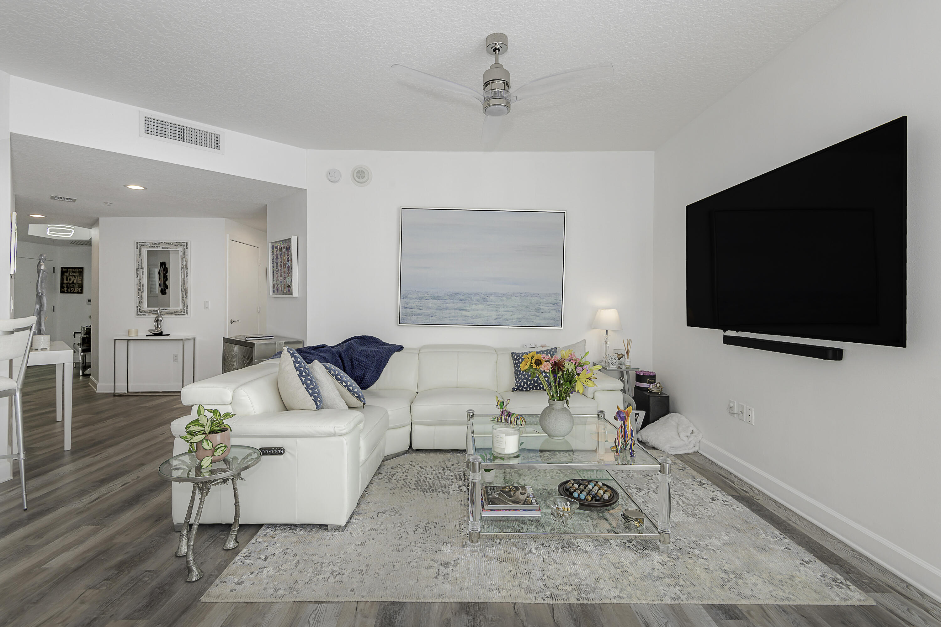 111 SE 8th Avenue 705