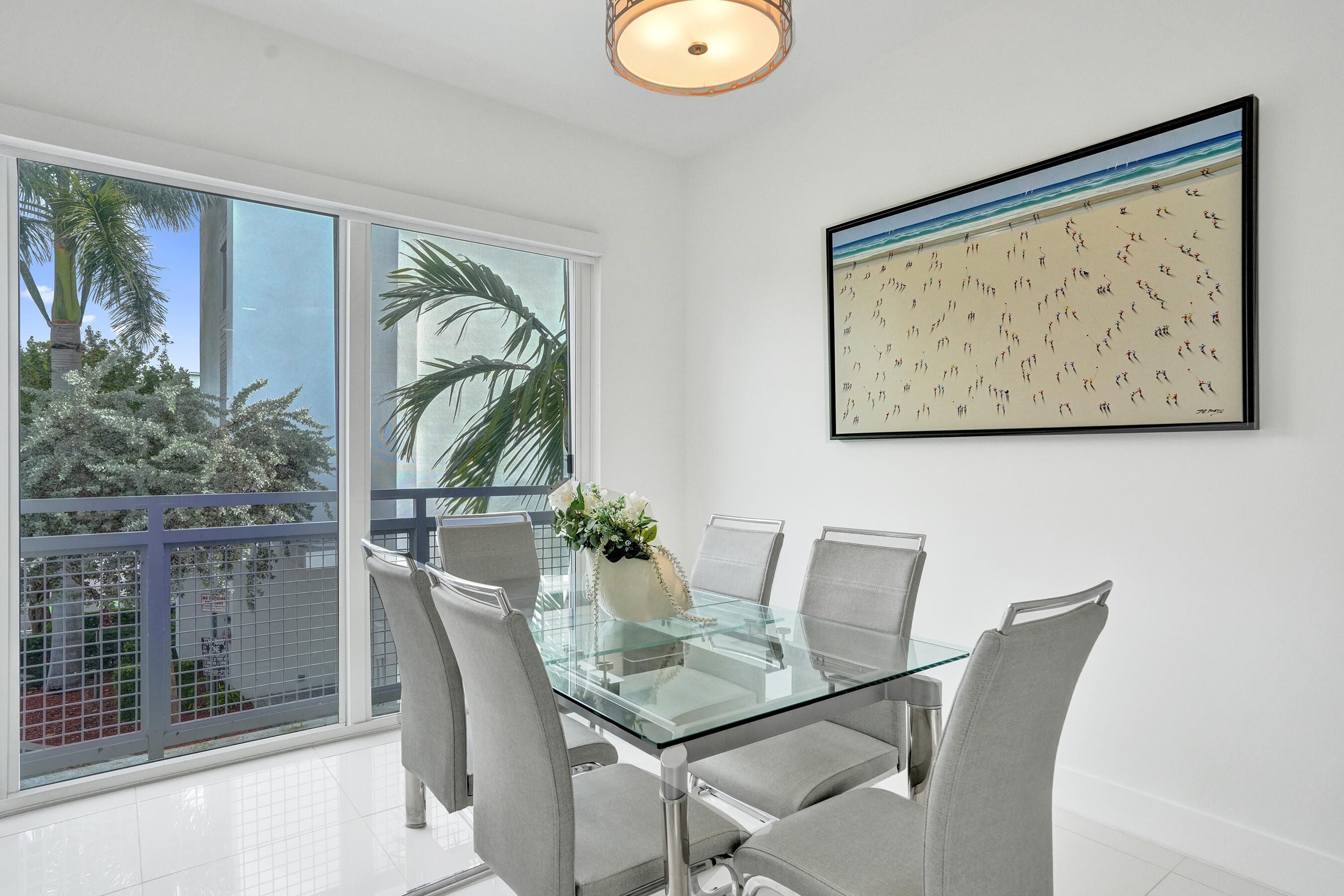 1347 N Ocean Boulevard