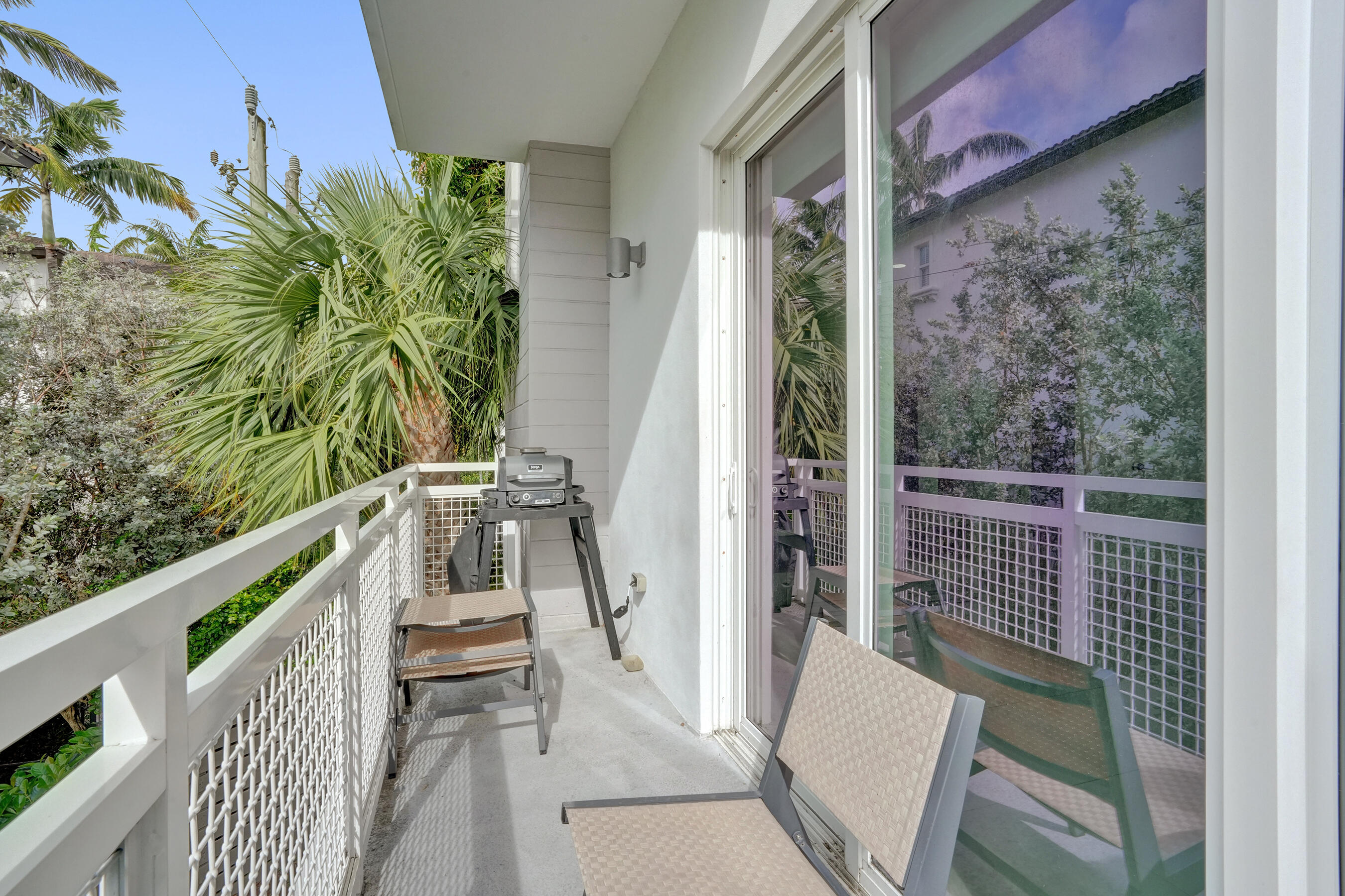 1347 N Ocean Boulevard