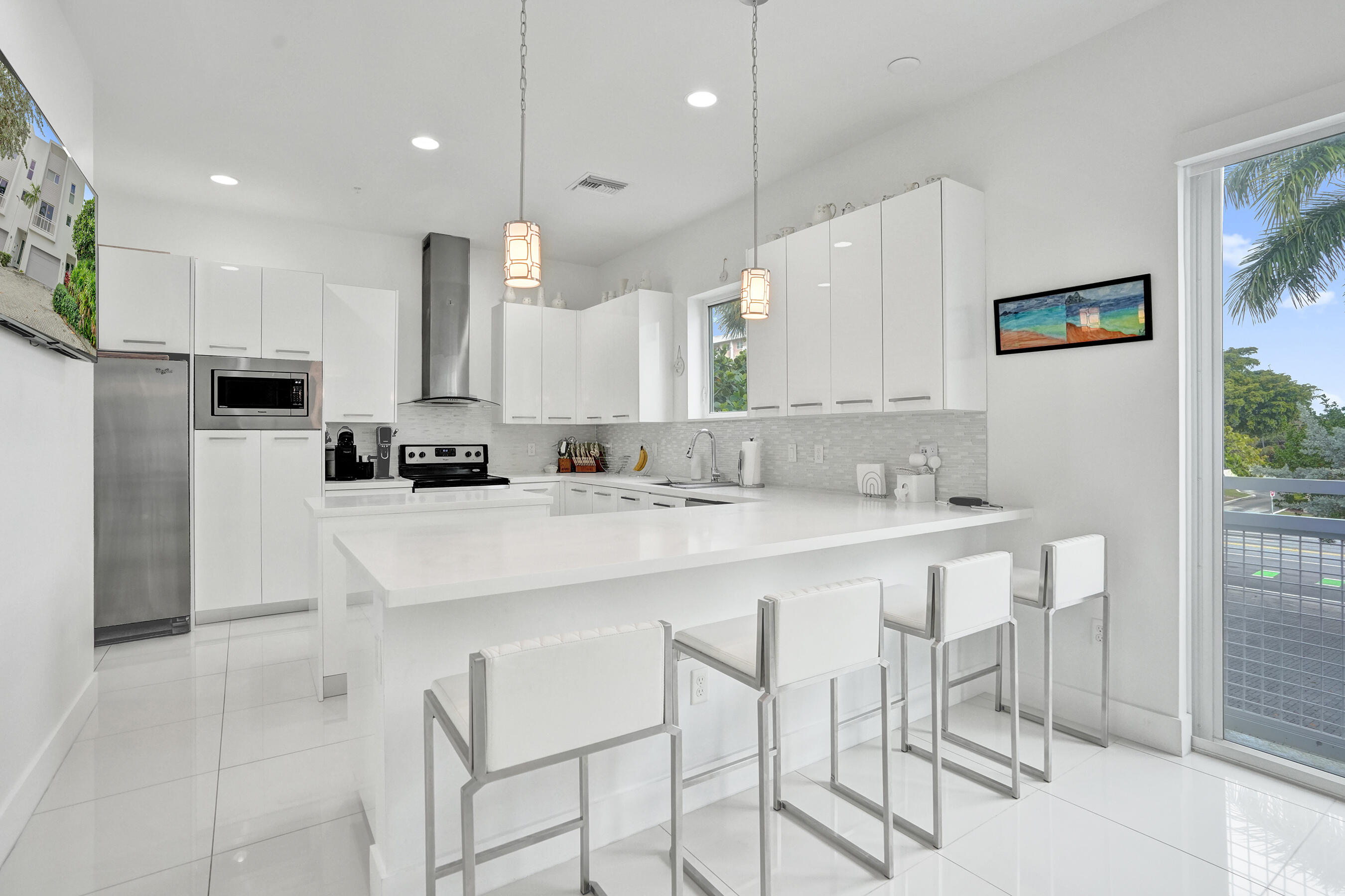 1347 N Ocean Boulevard