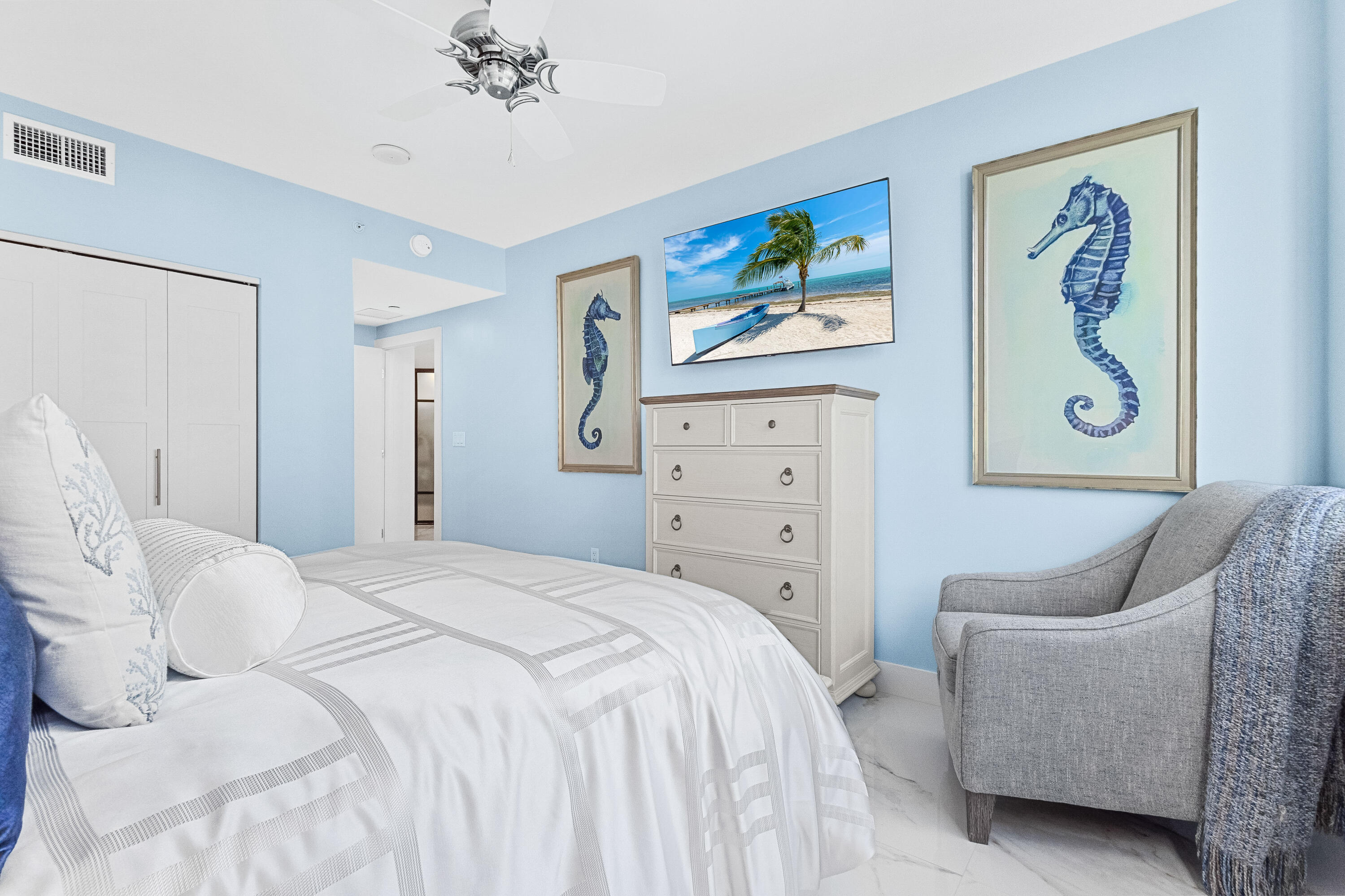 2821 N Ocean Boulevard 405s