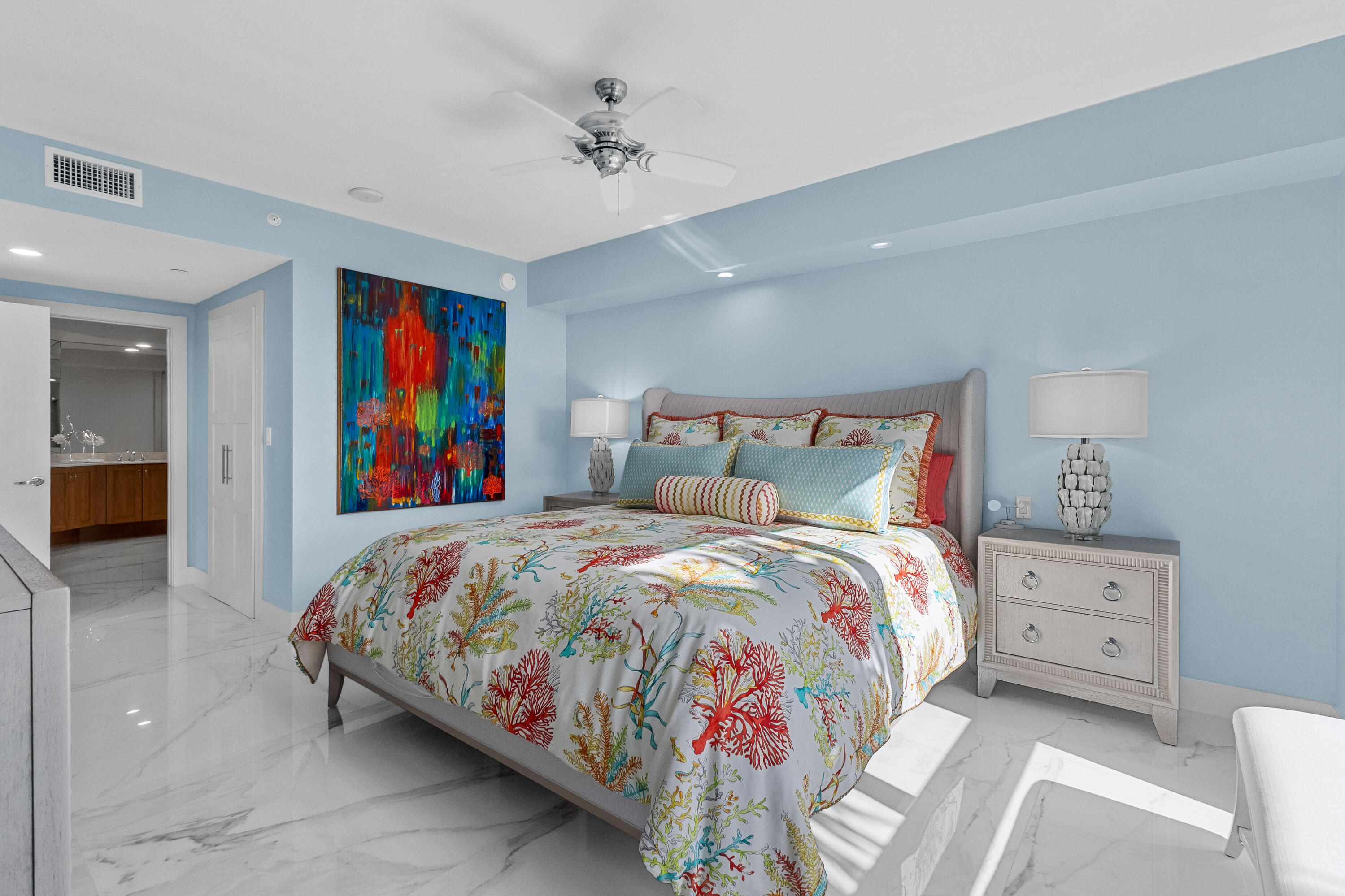 2821 N Ocean Boulevard 405s