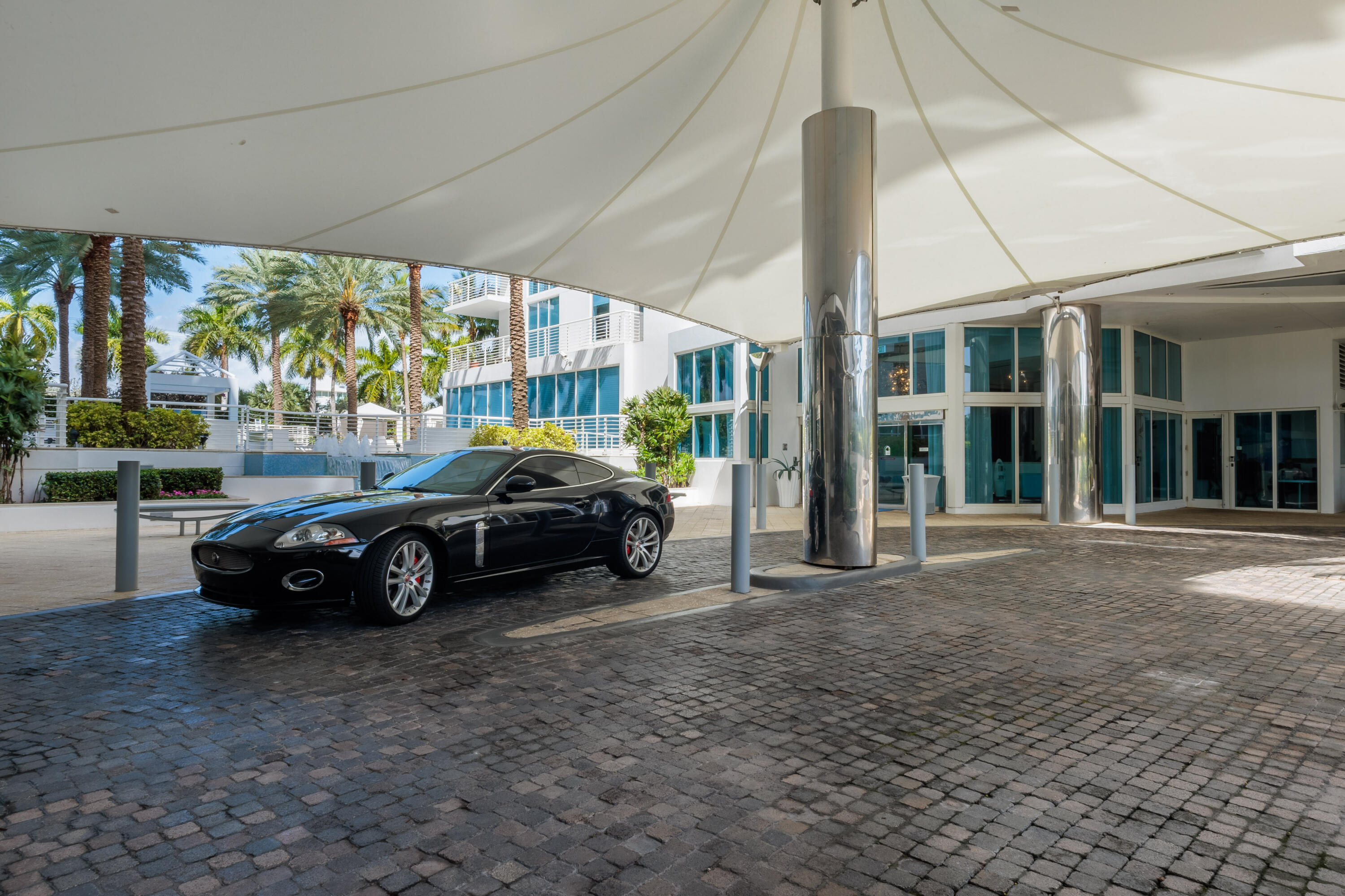 2821 N Ocean Boulevard 405s