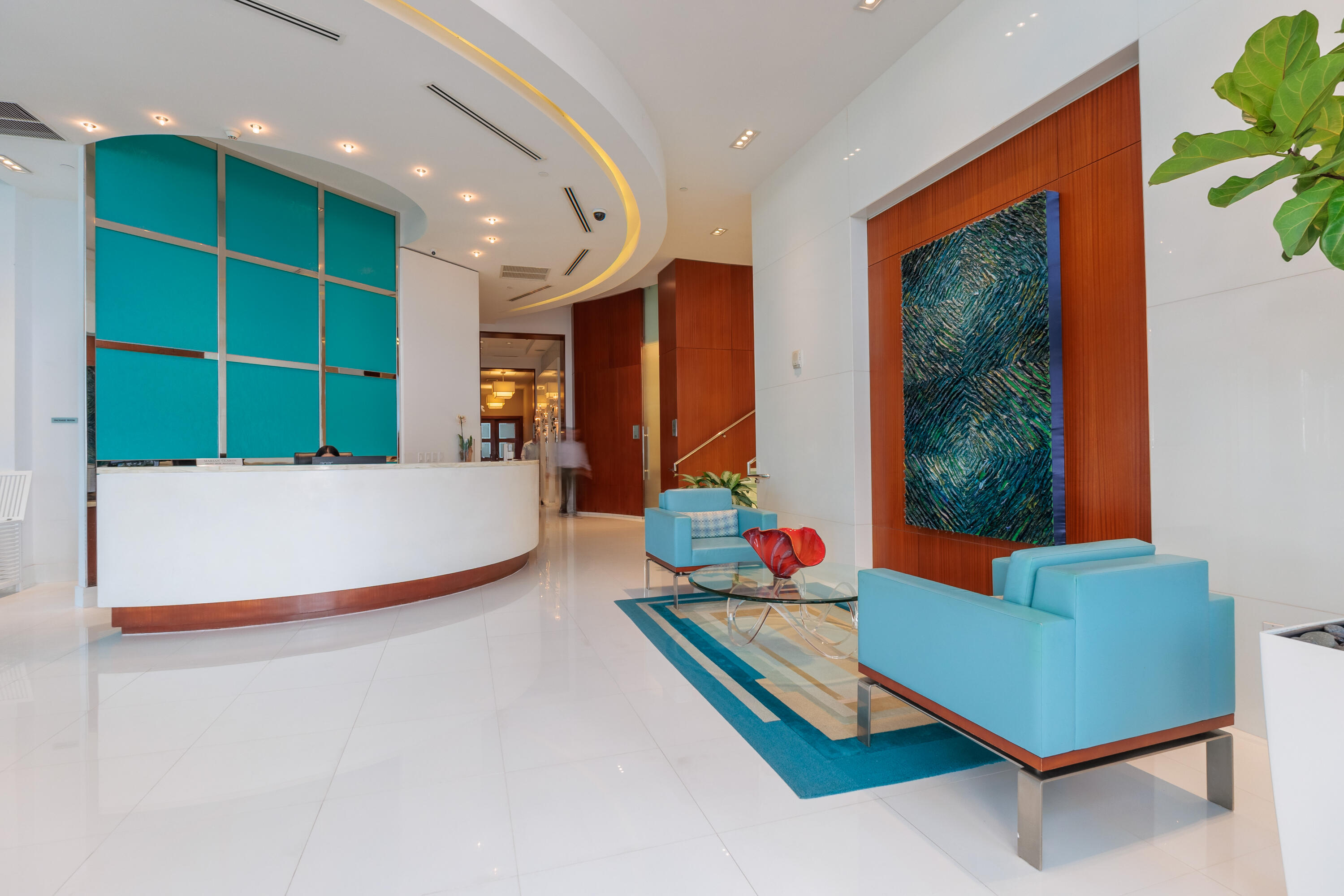 2821 N Ocean Boulevard 405s