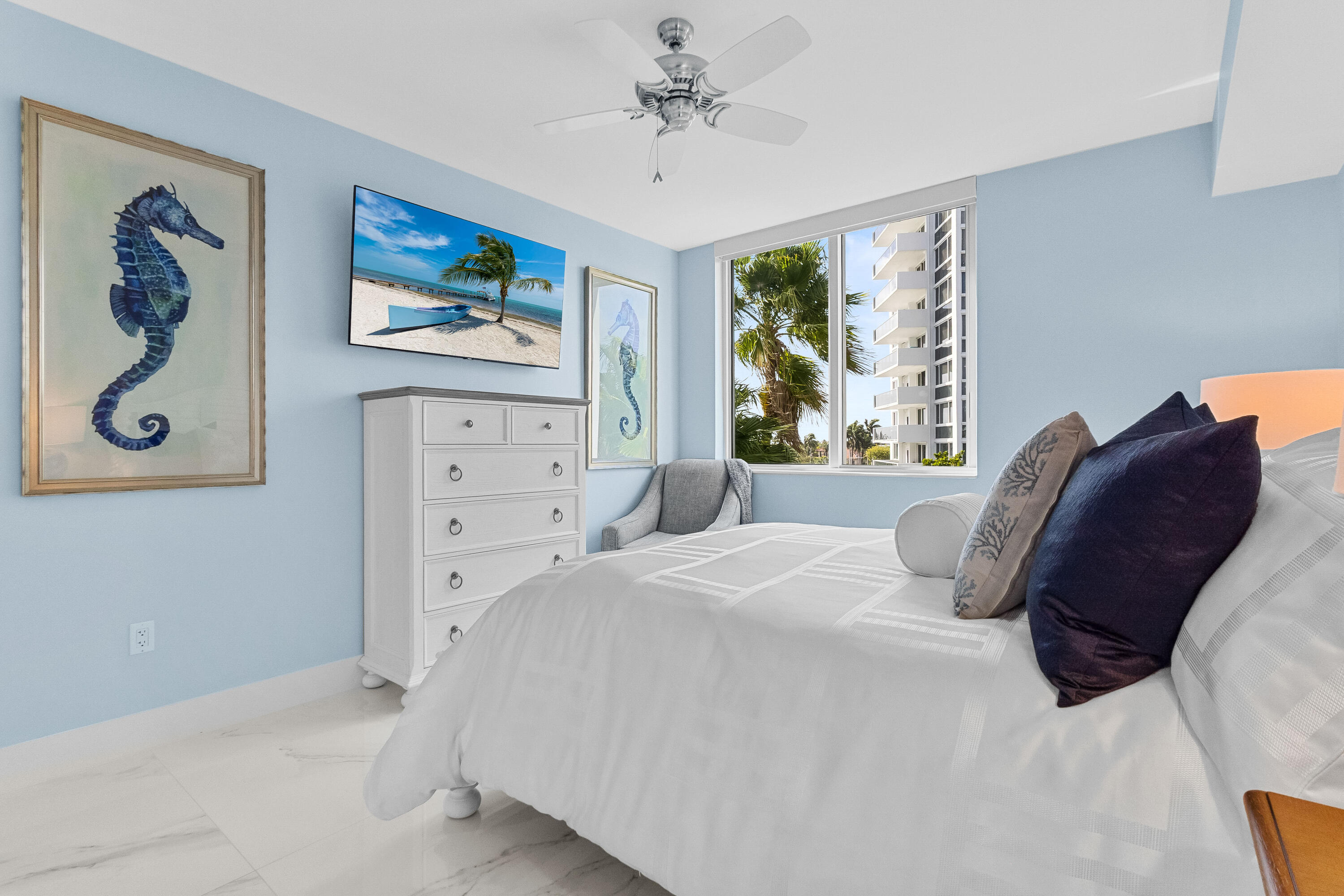 2821 N Ocean Boulevard 405s