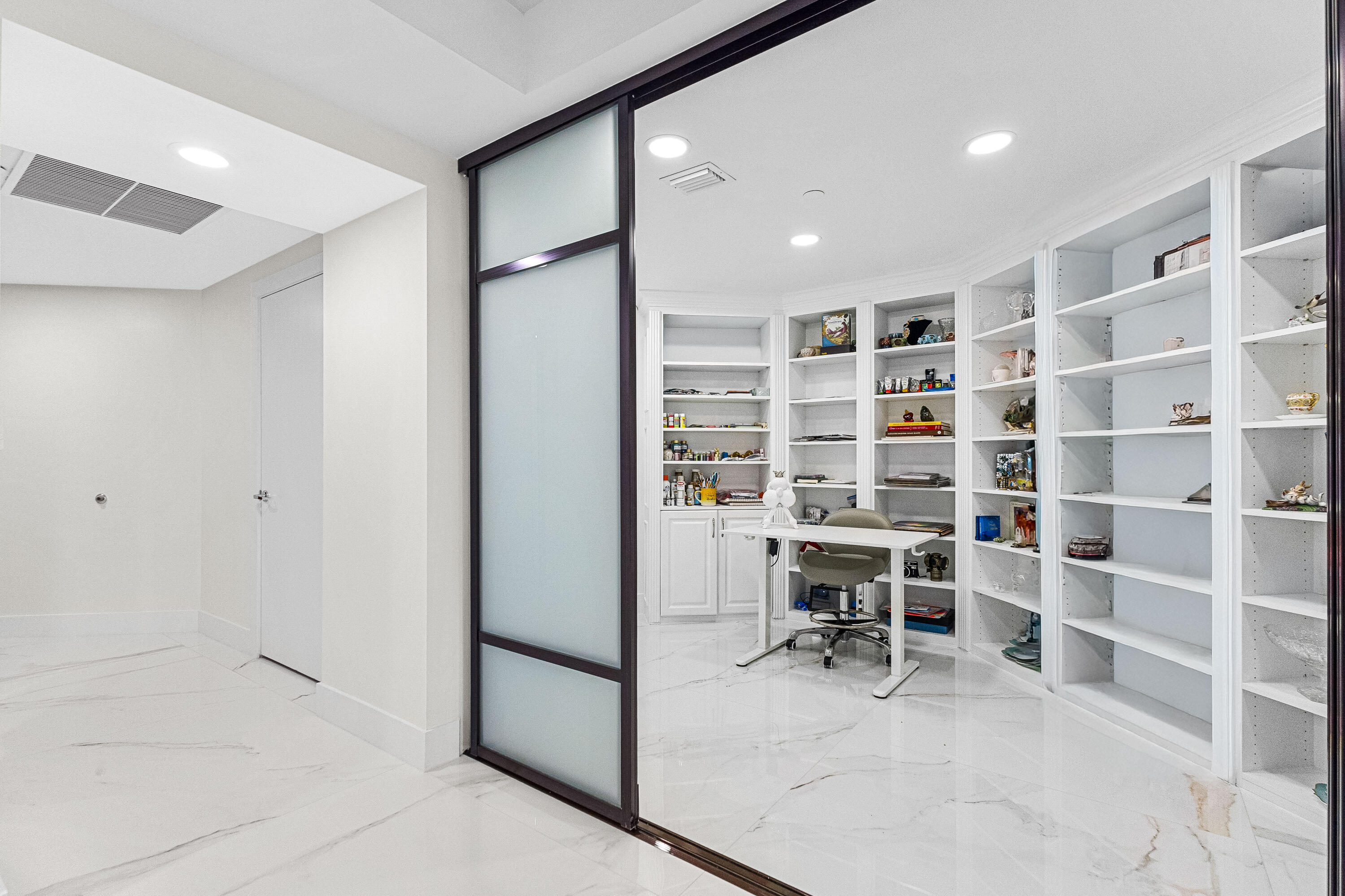 2821 N Ocean Boulevard 405s