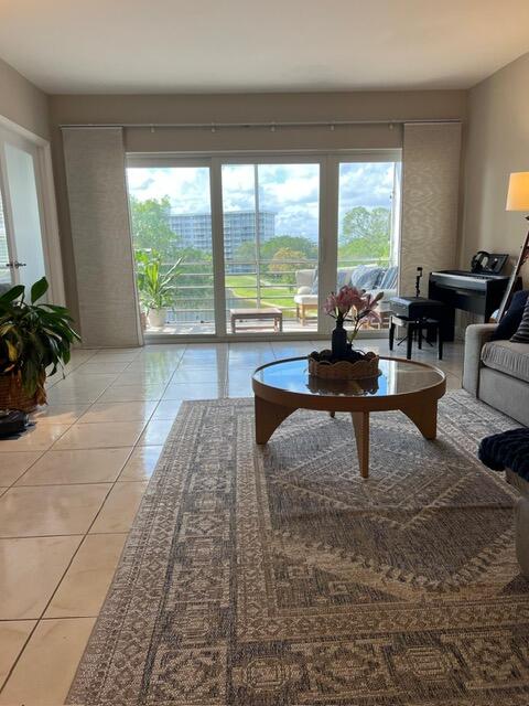 2751 N Palm Aire Drive 402