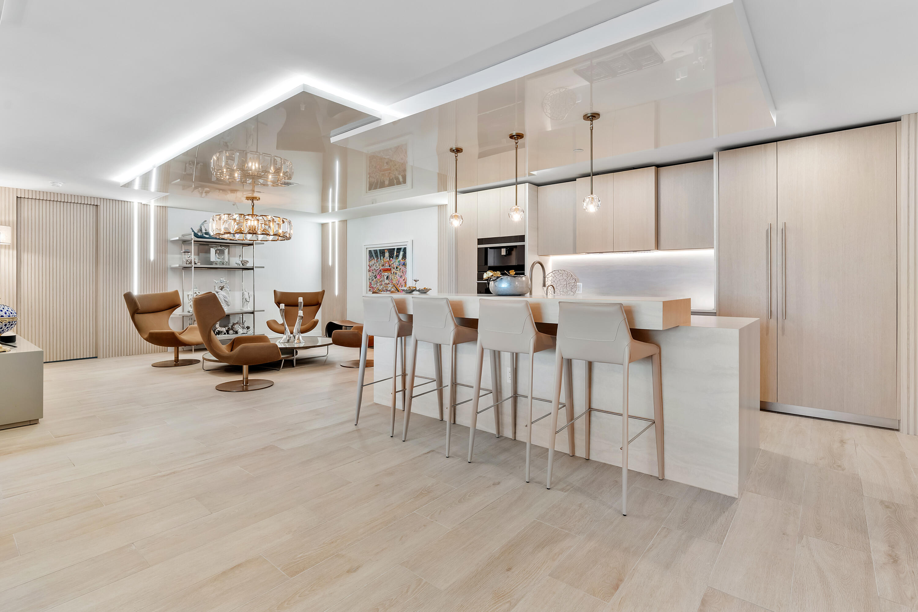 900 N Ocean Boulevard 902