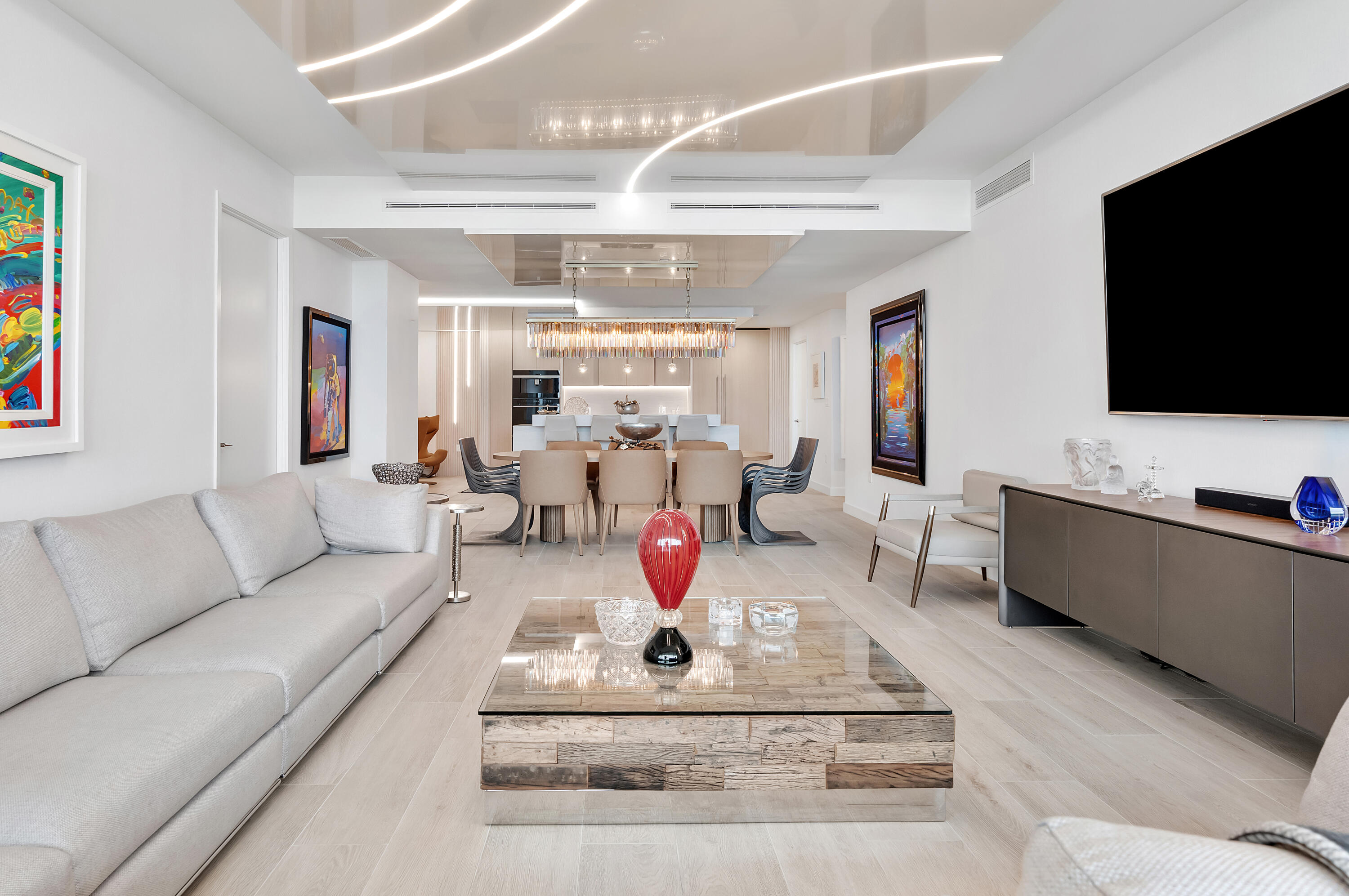 900 N Ocean Boulevard 902