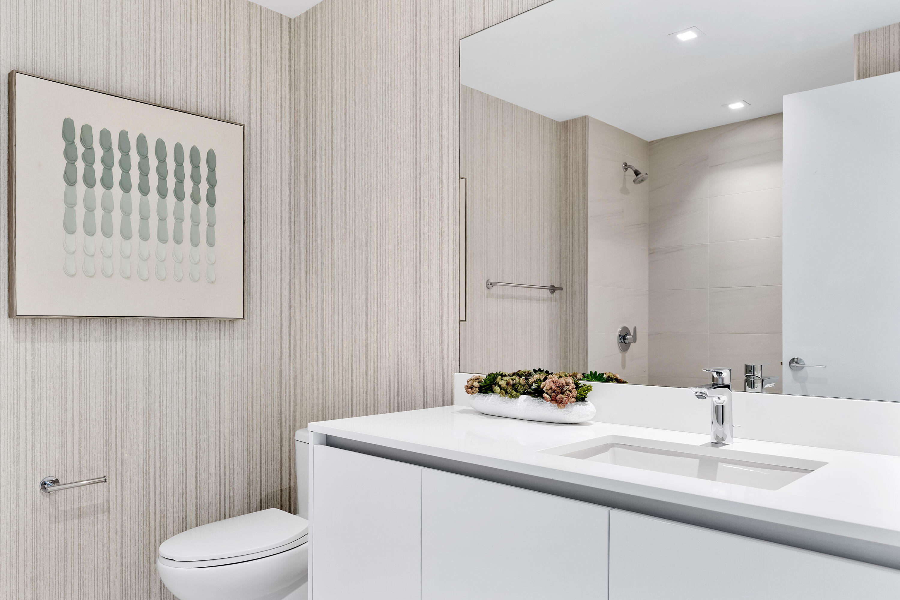 1116 N Ocean Boulevard 304