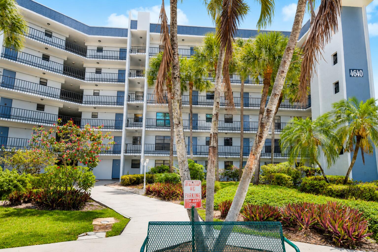 4640 W Lucerne Lakes Blvd W W 205