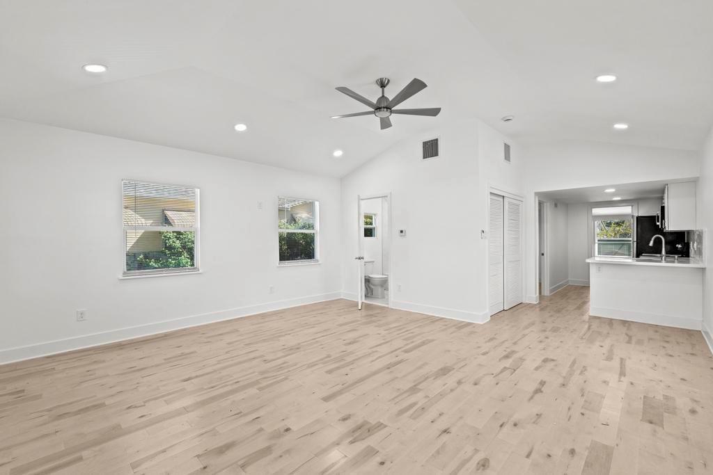 36 SE 13th Terrace