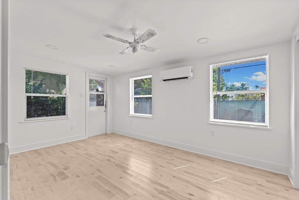 36 SE 13th Terrace