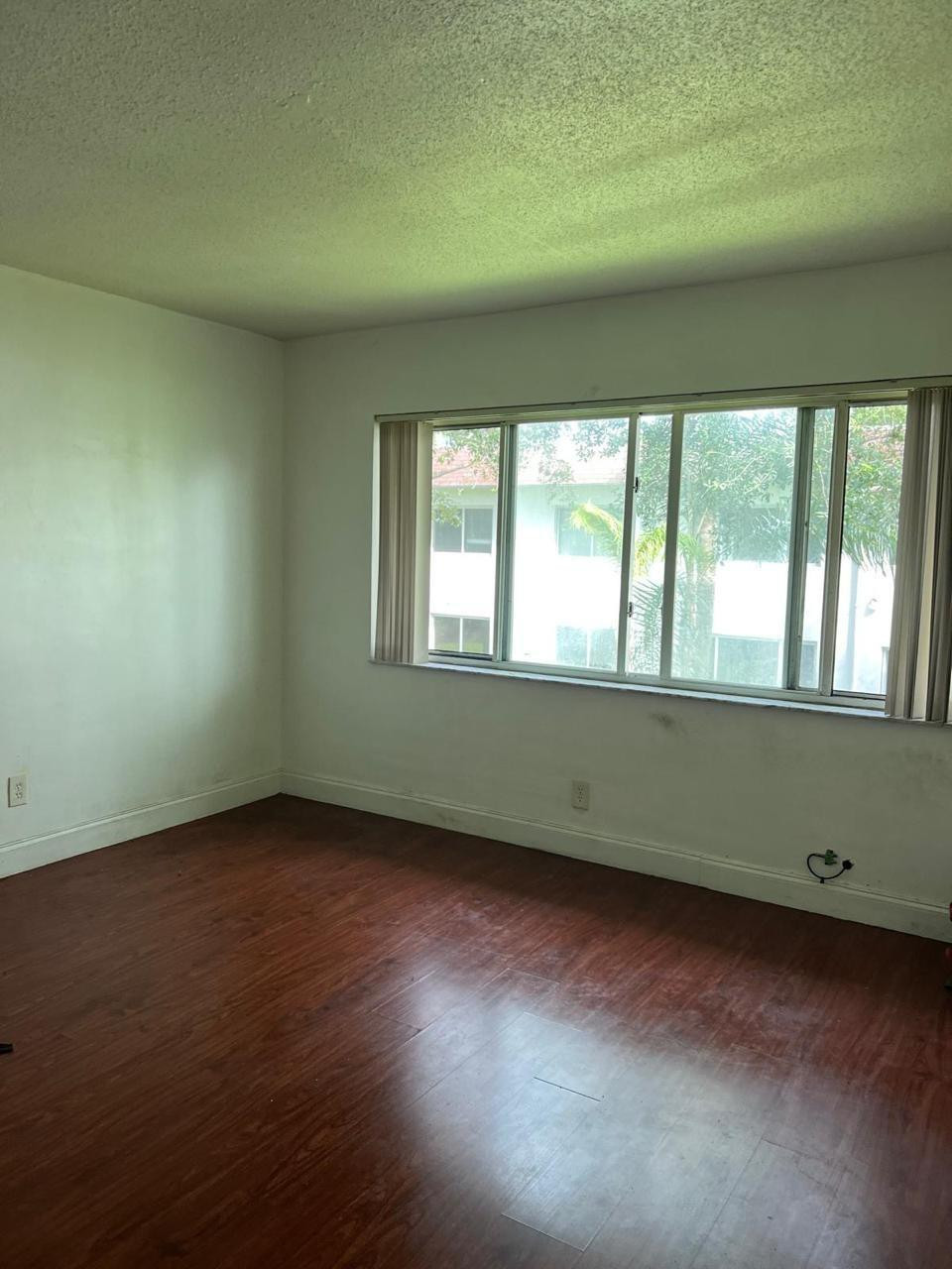 151 SE 6th Avenue 12