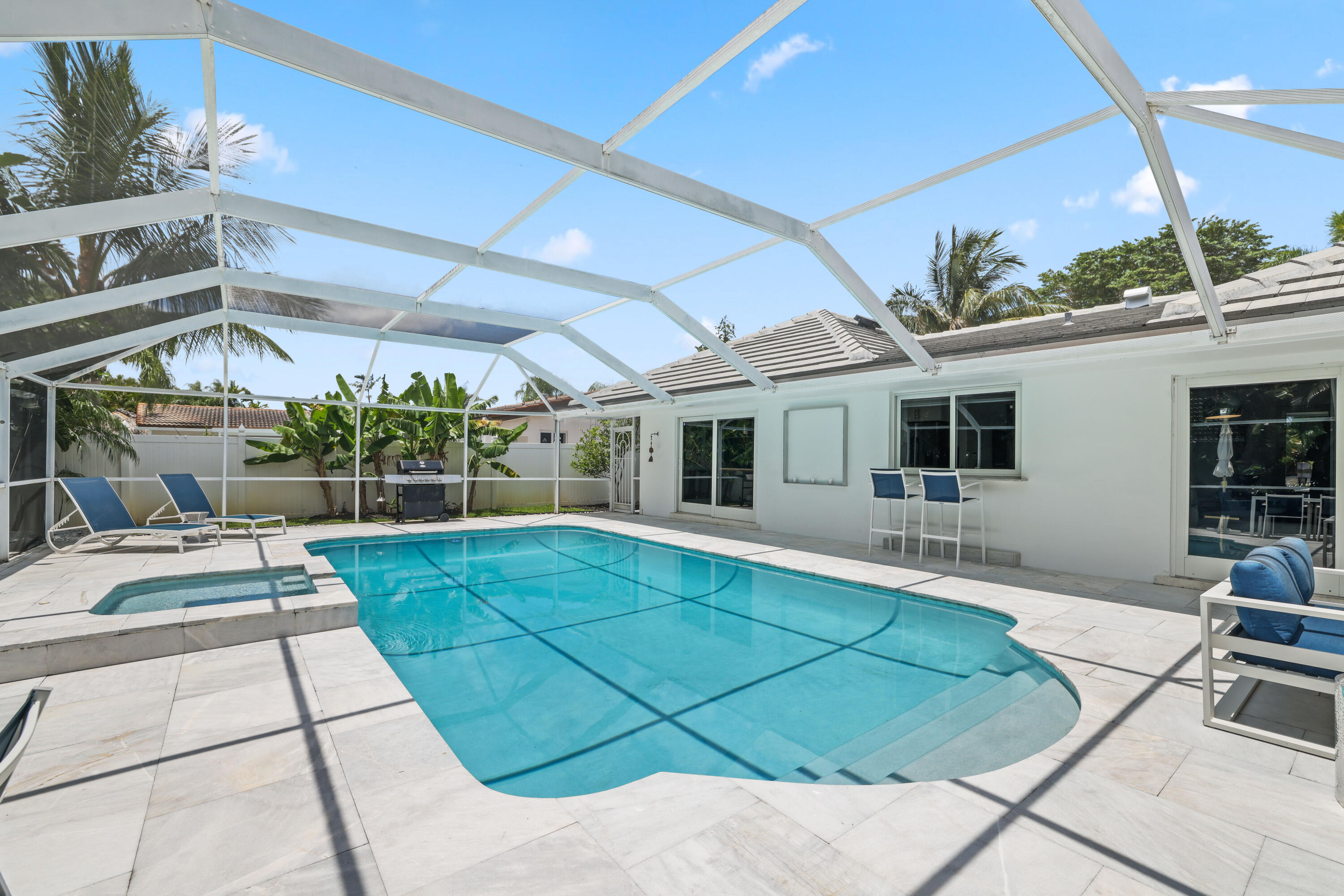 2920 NE 52nd Street
