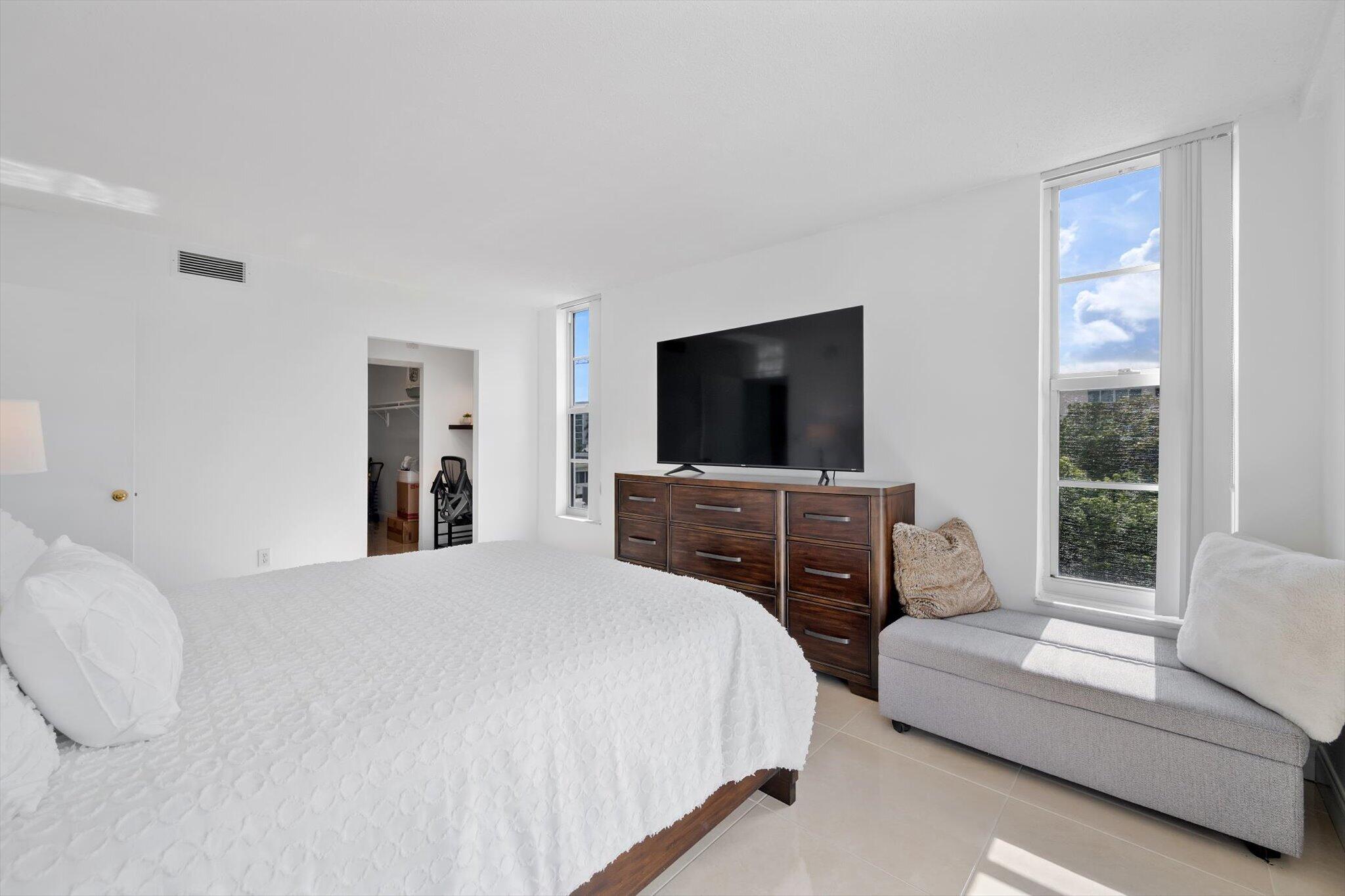 1080 94th Street 411