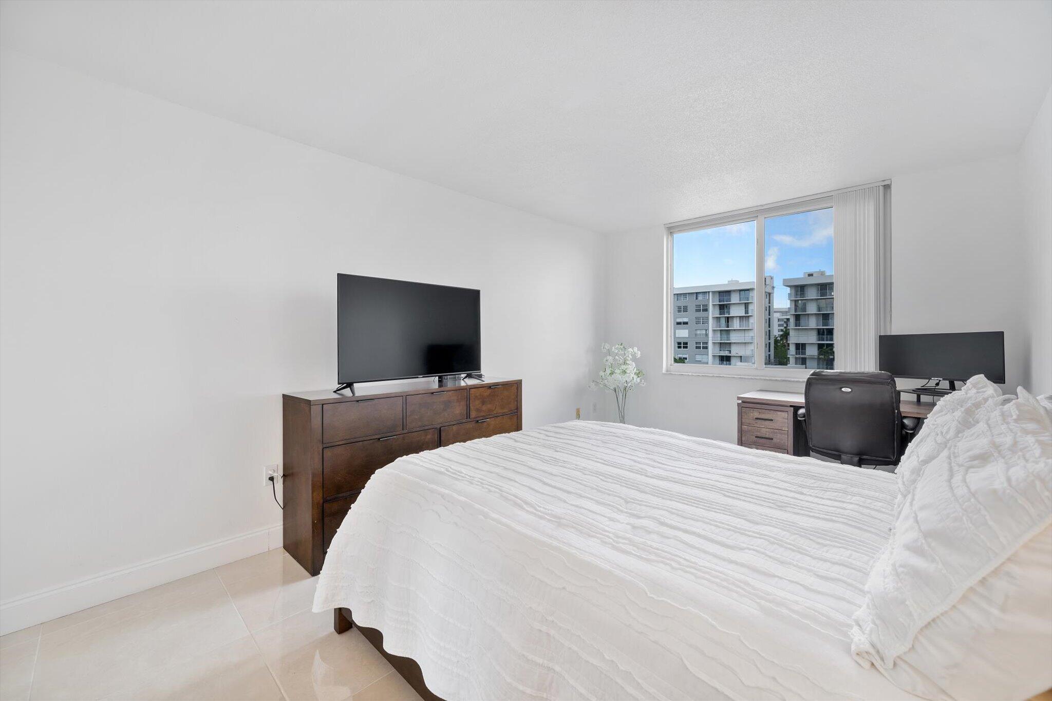1080 94th Street 411