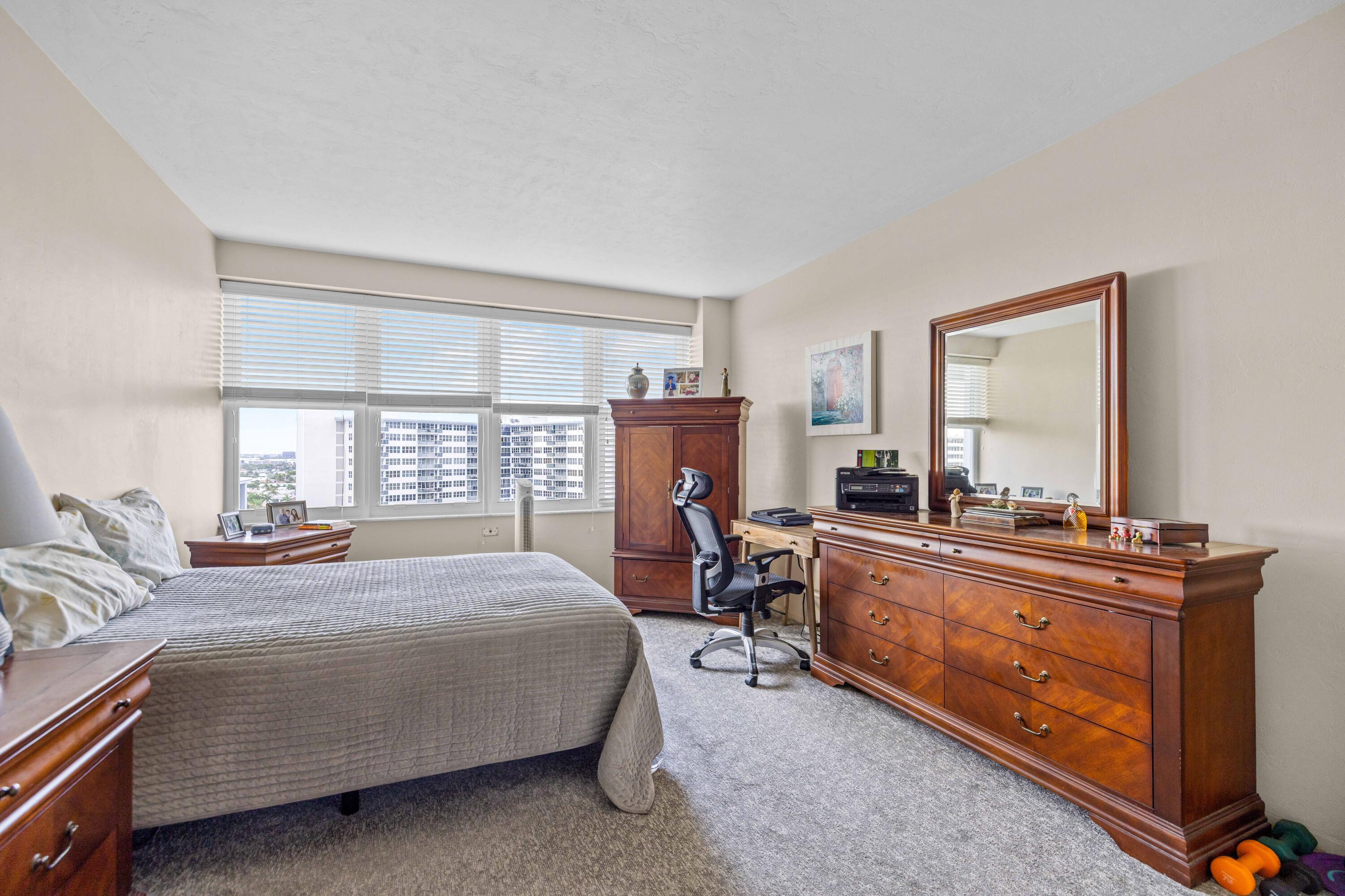 3333 NE 34th Street 1507