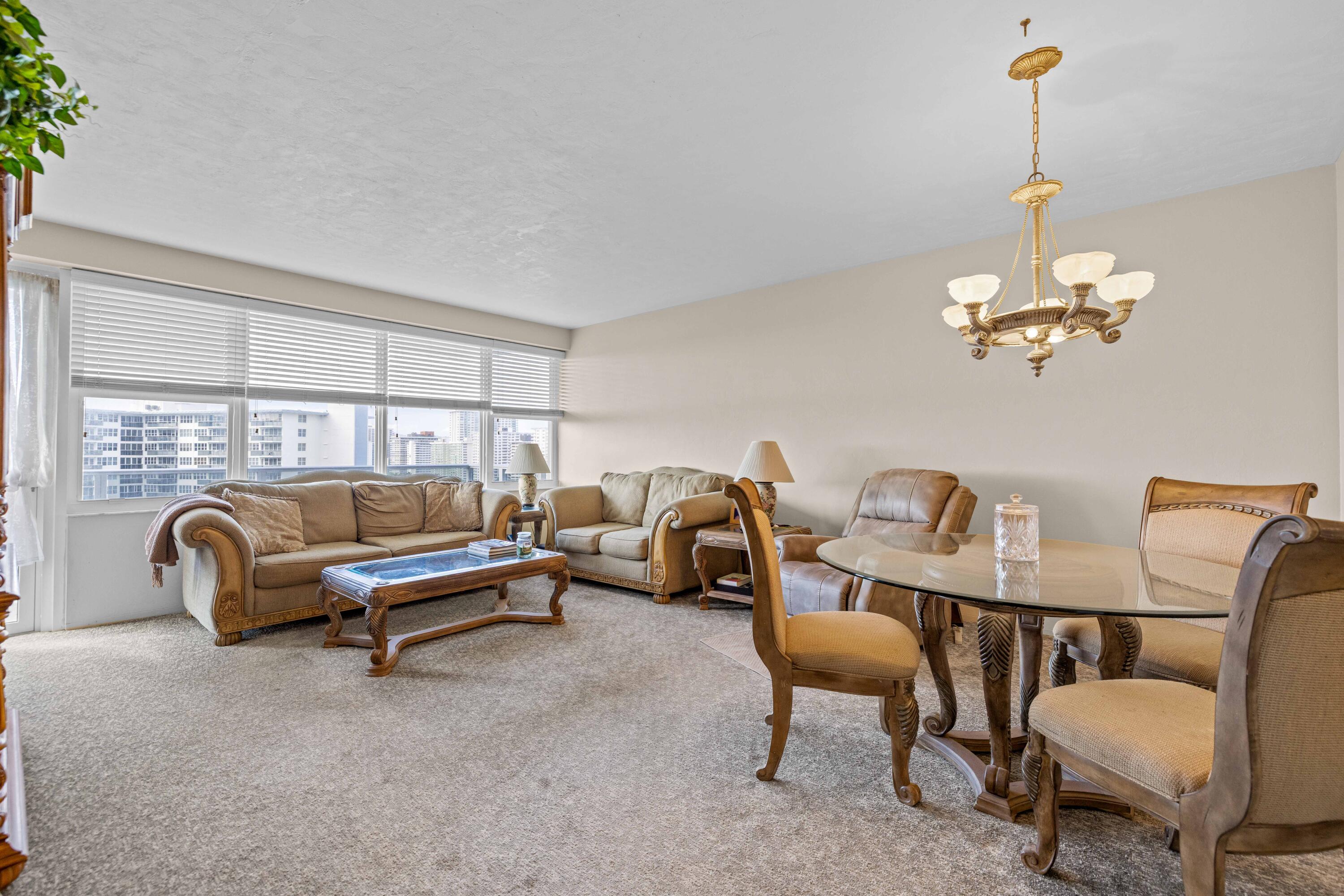 3333 NE 34th Street 1507