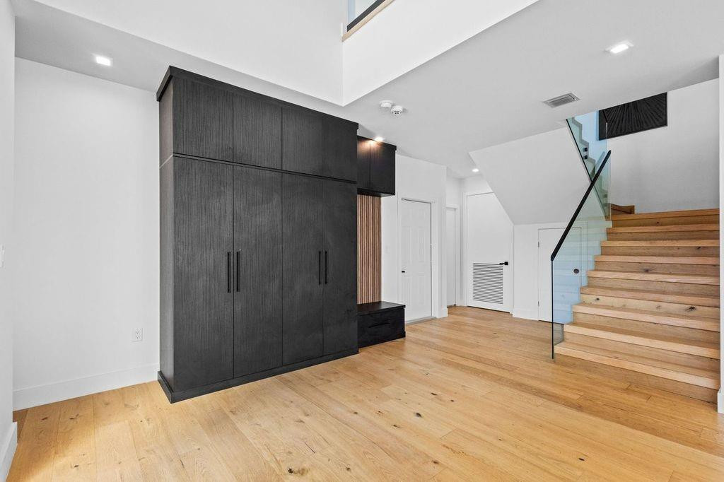 705 SW 8th Terrace