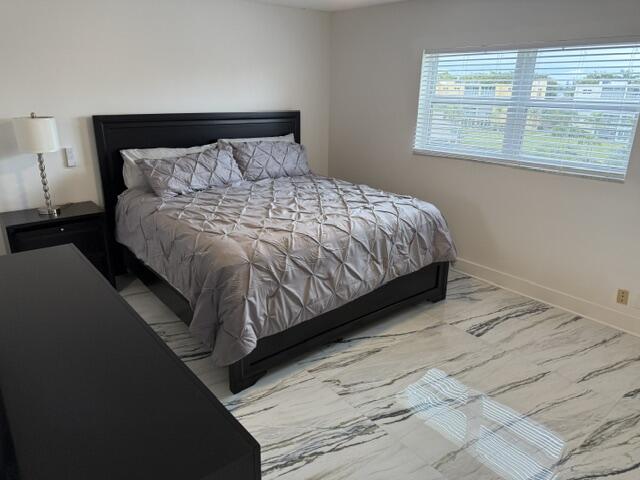 205 SE 11th Terrace 405