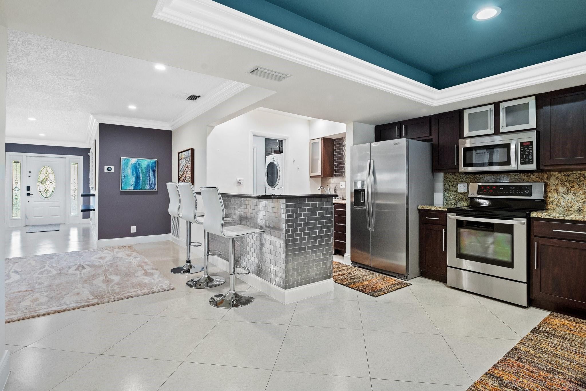 2200 NE 36th Street