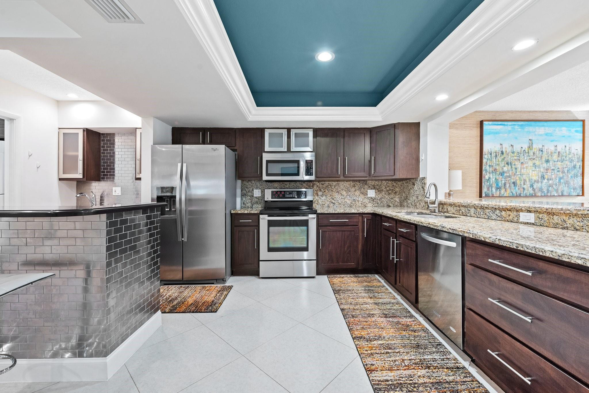 2200 NE 36th Street