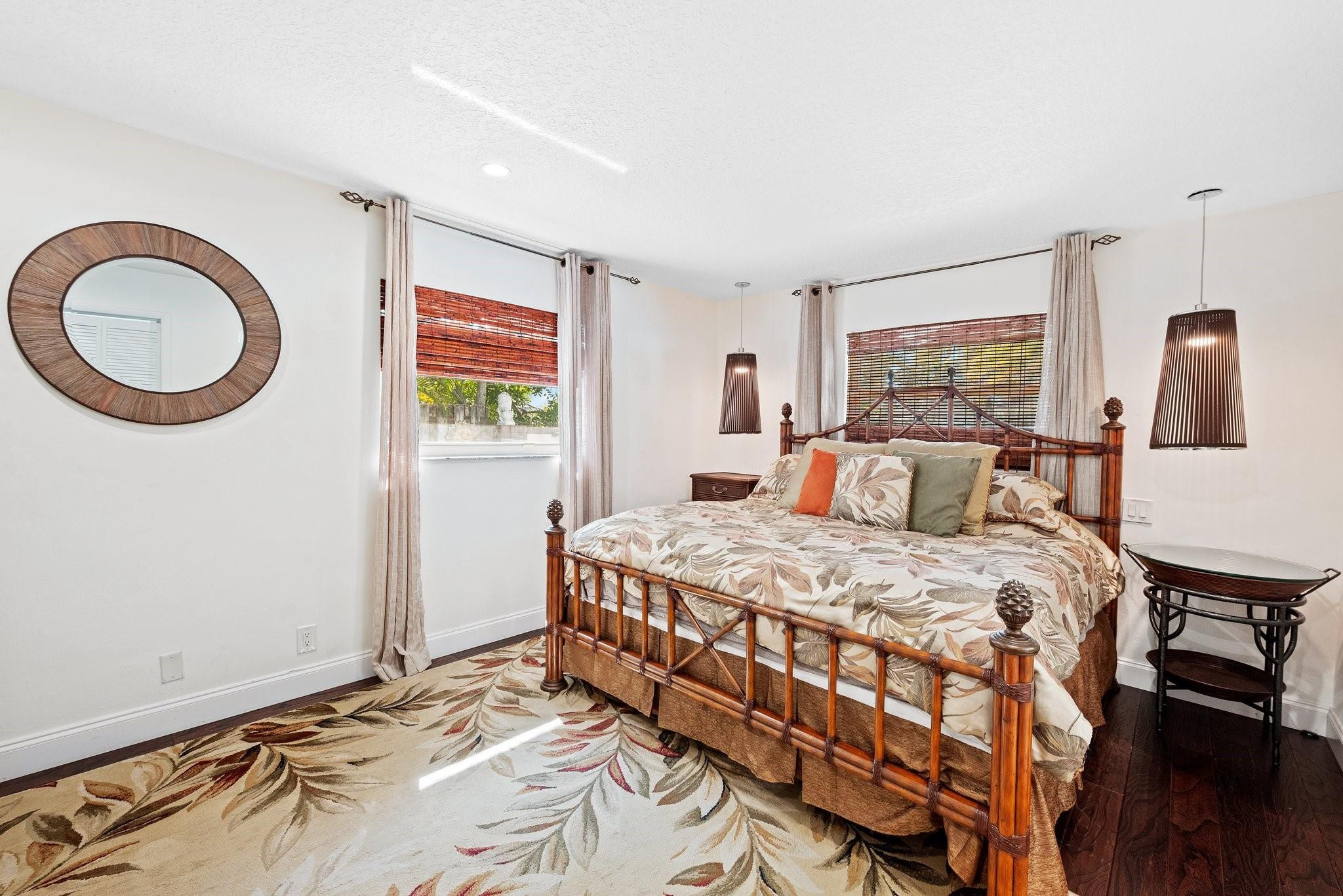 2200 NE 36th Street