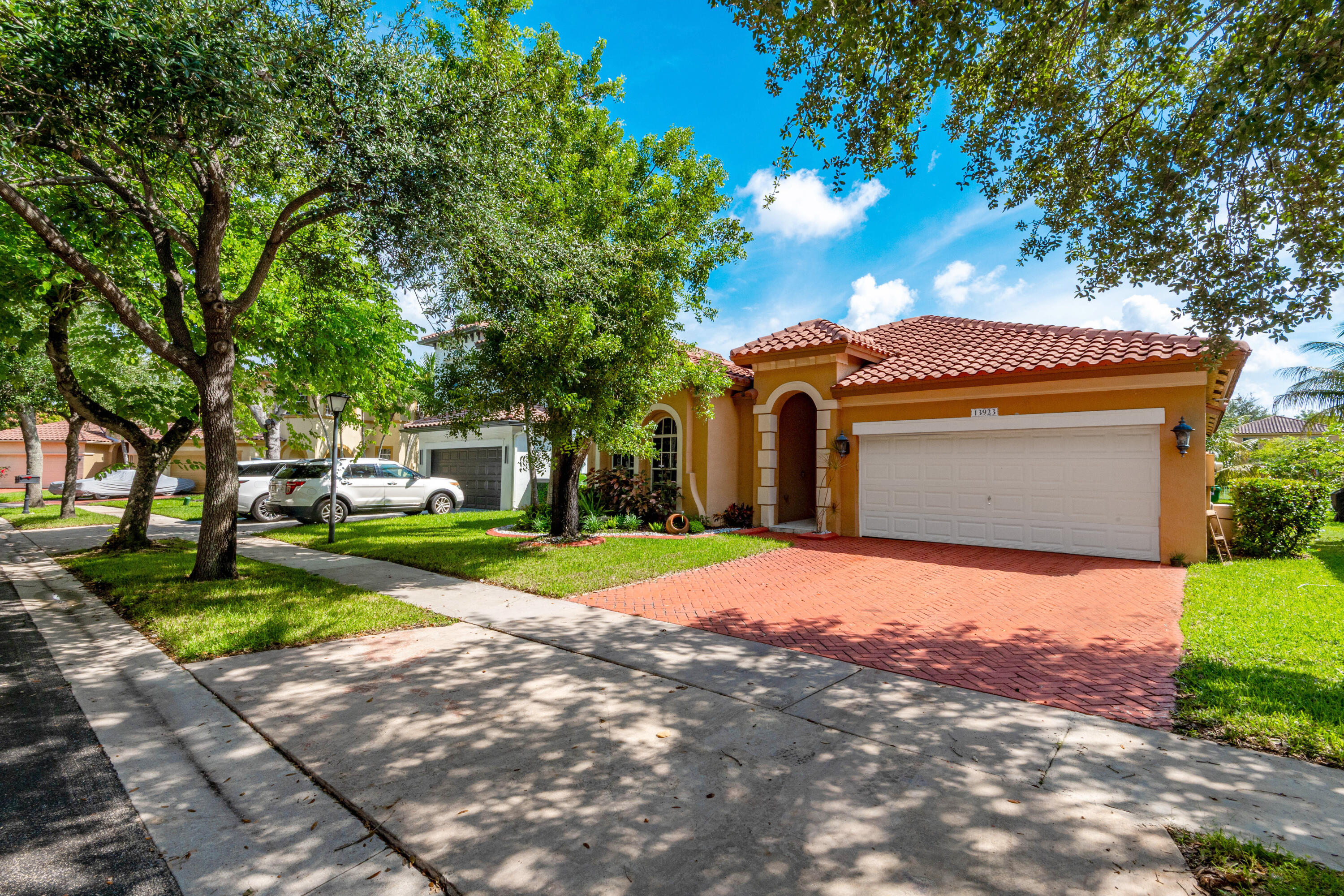 13923 SW 50th Street