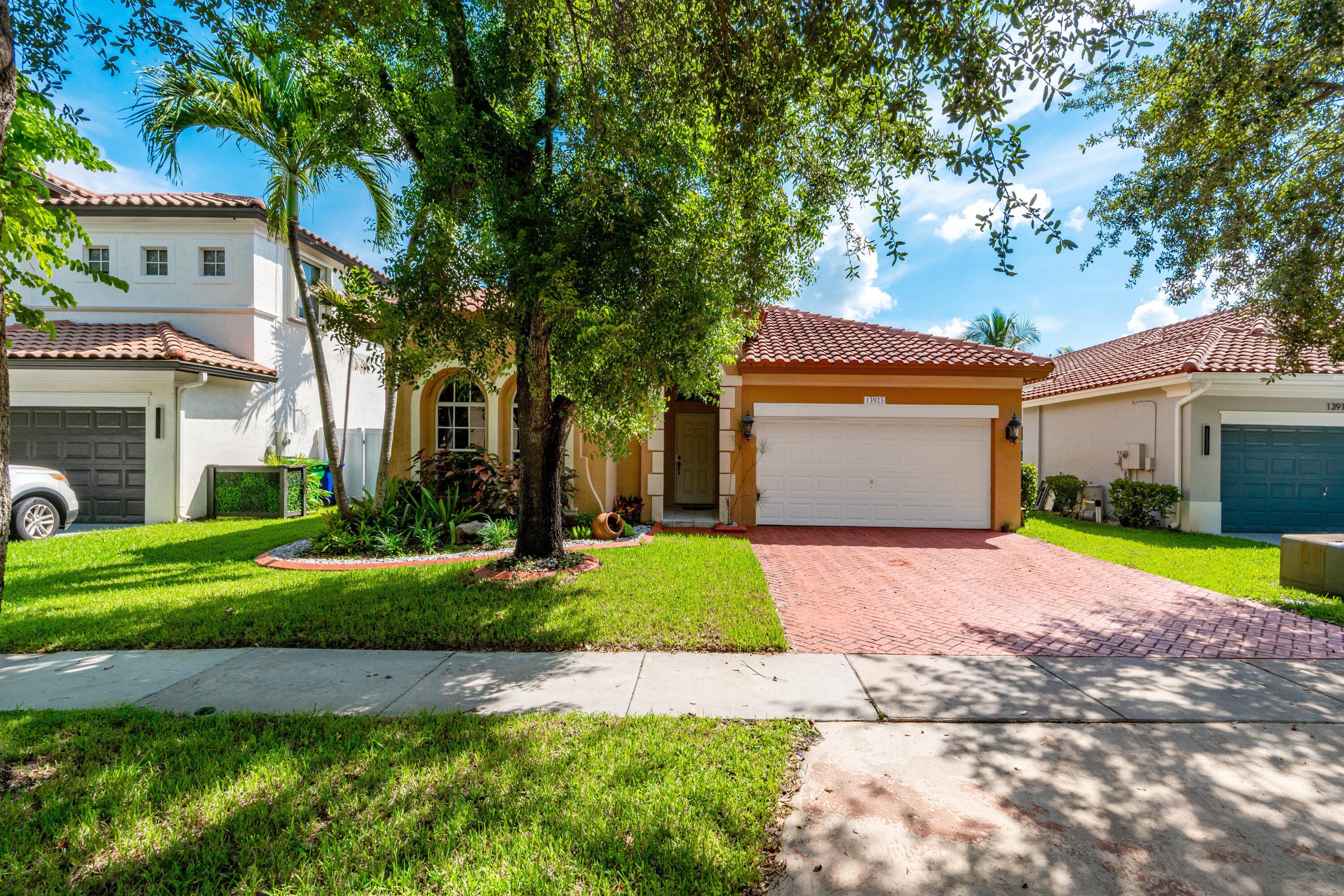 13923 SW 50th Street