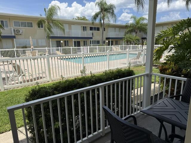 223 S FEDERAL Highway 17