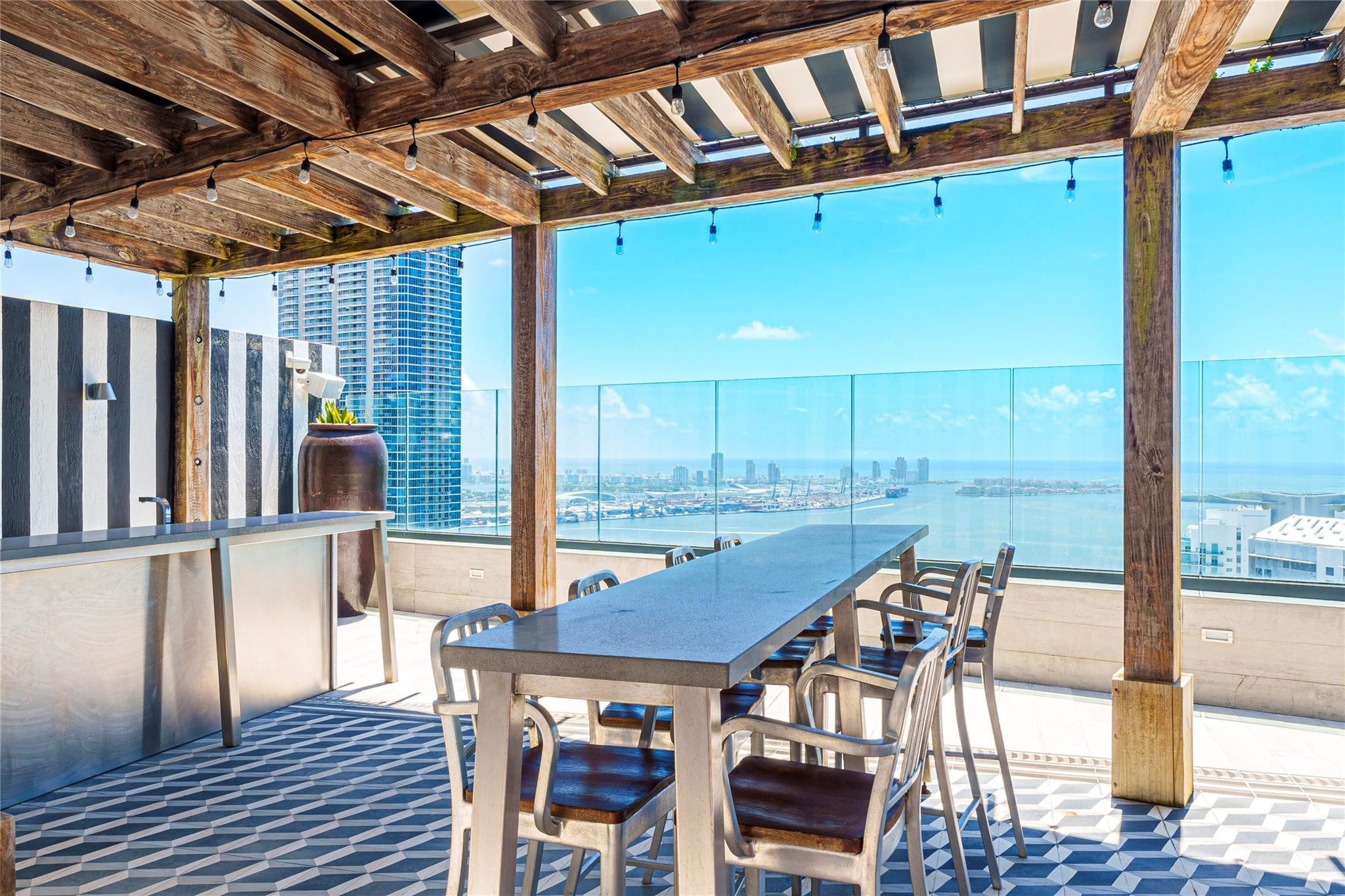 1300 S MIAMI Avenue Unit: 2003