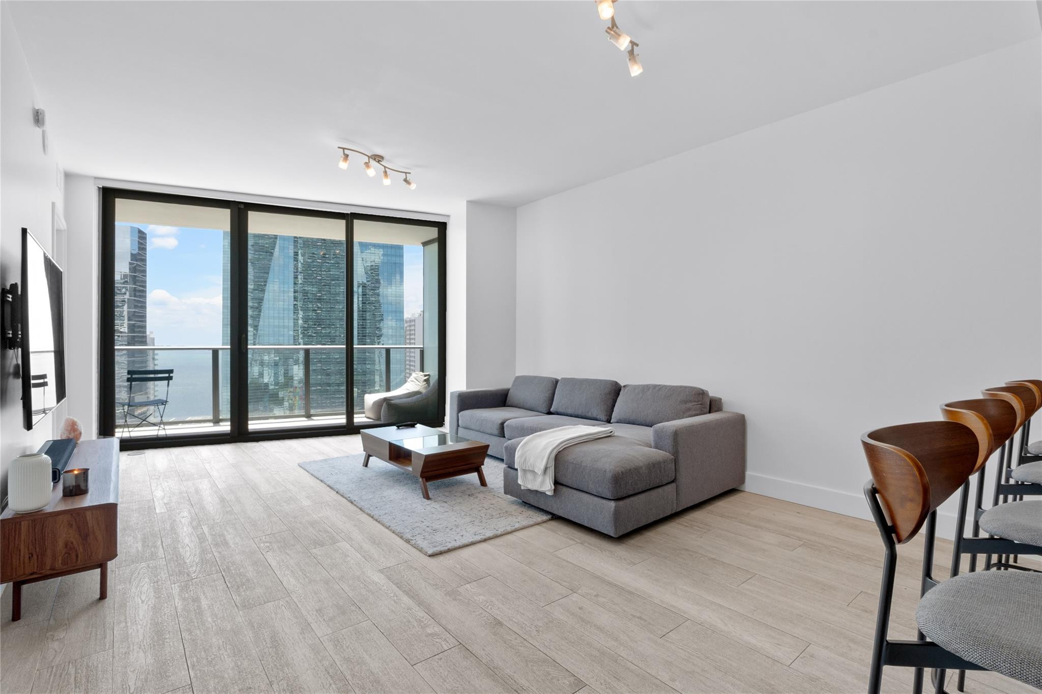 1300 S MIAMI Avenue Unit: 2003