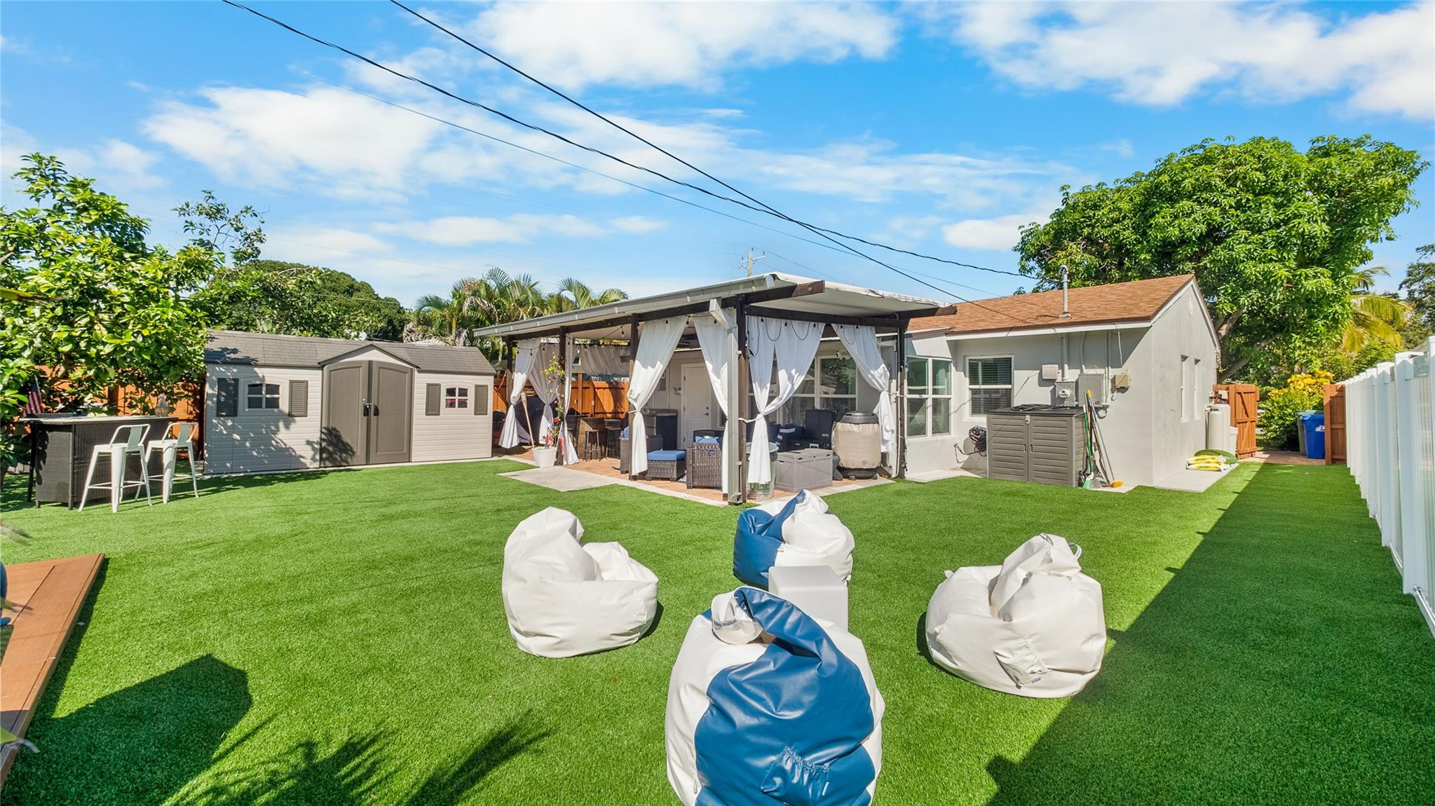 1341 NW 5th Avenue