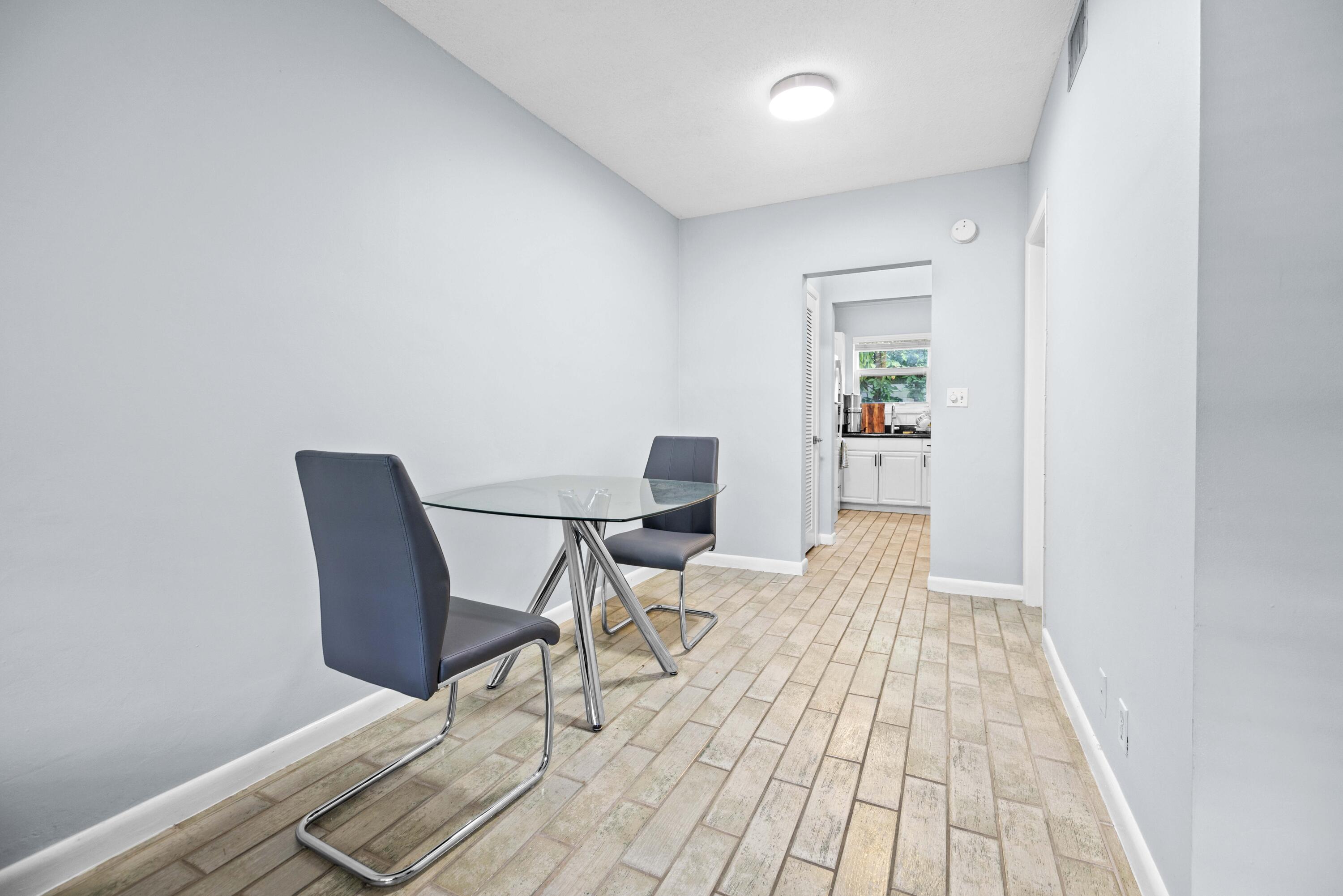 1900 NE 8TH Court 104