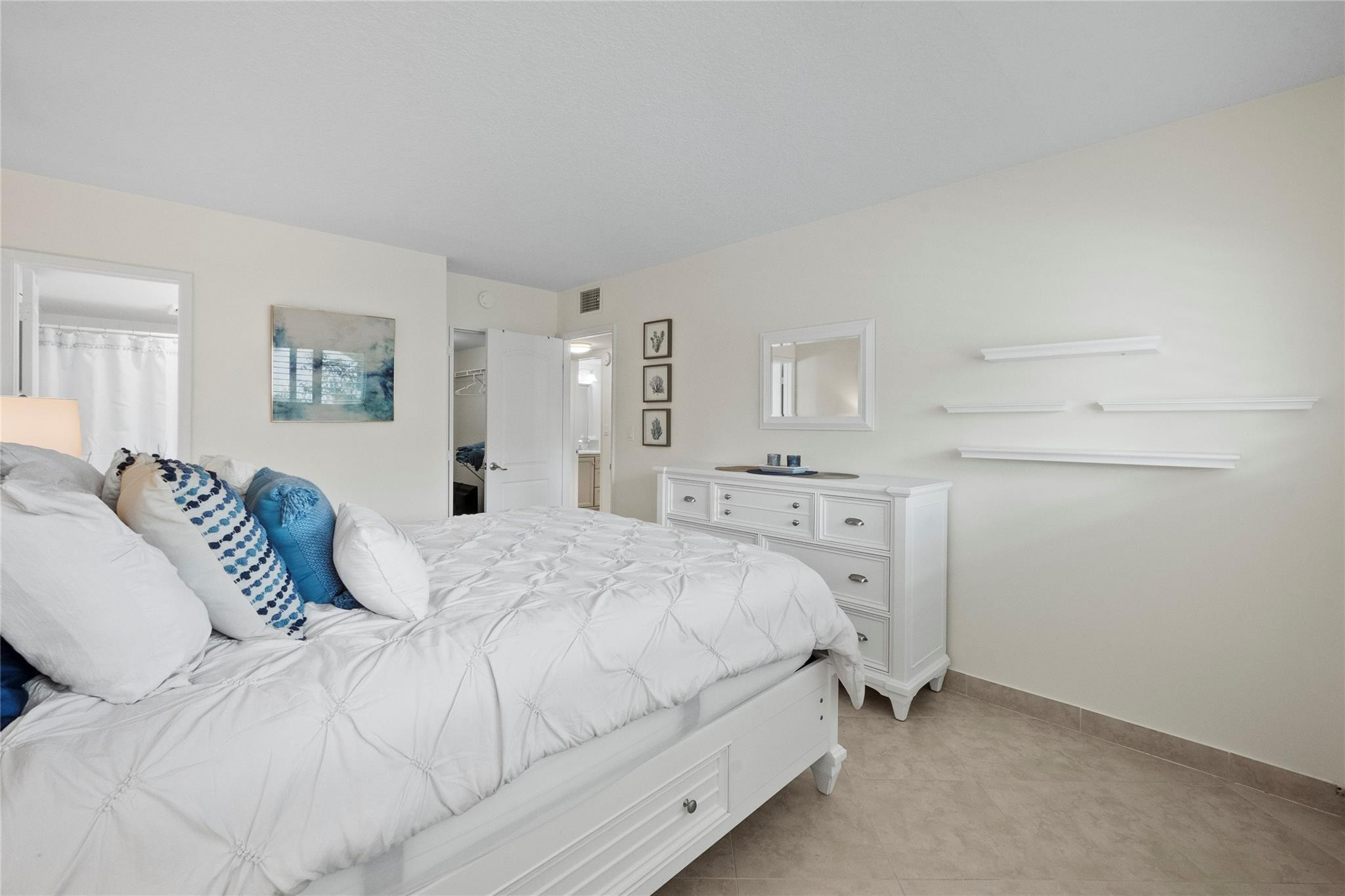 1340 NE 28TH Avenue 242