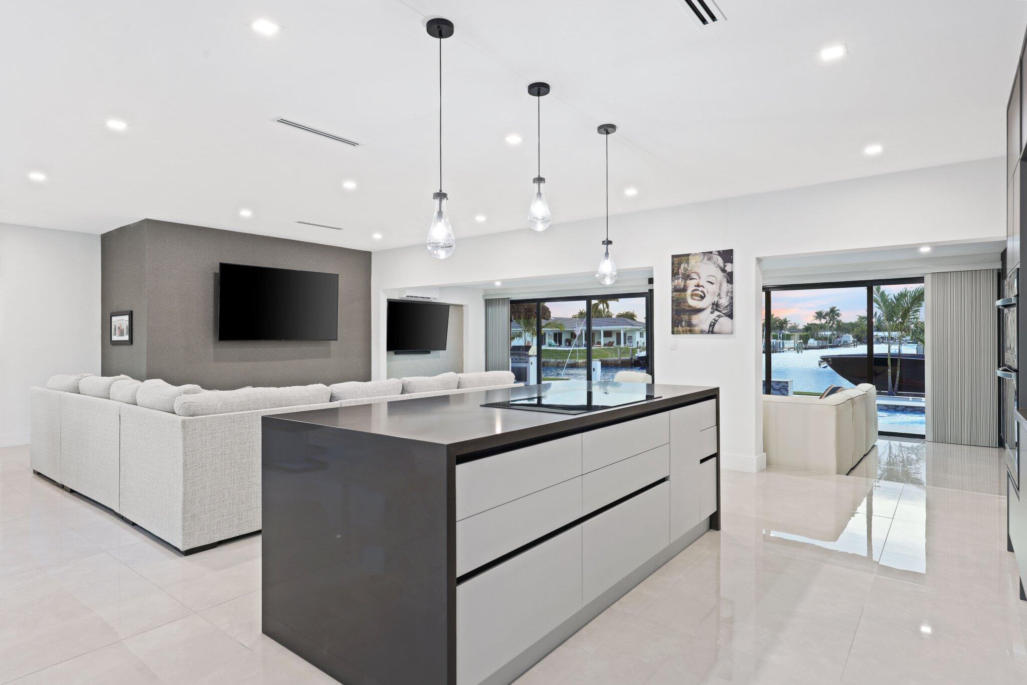 5641 Bayview Drive