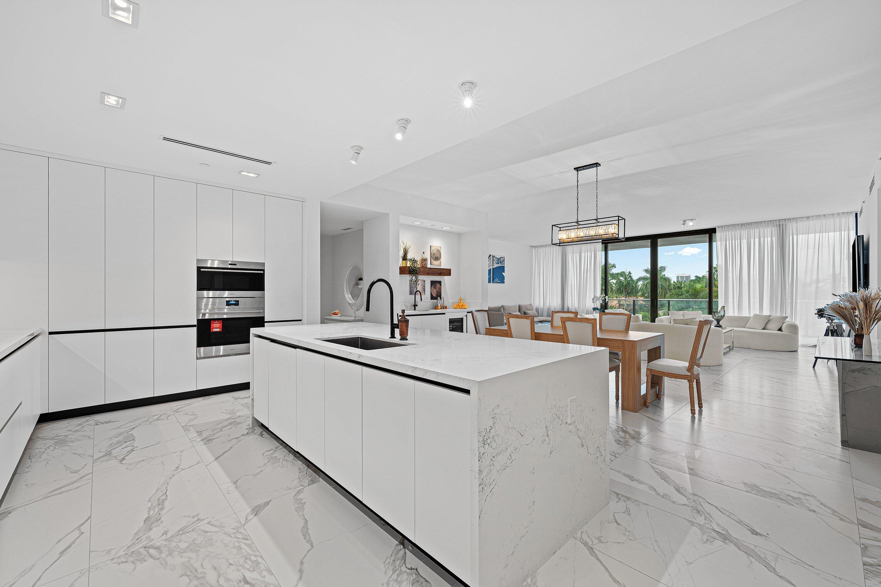 160 Isle Of Venice Drive